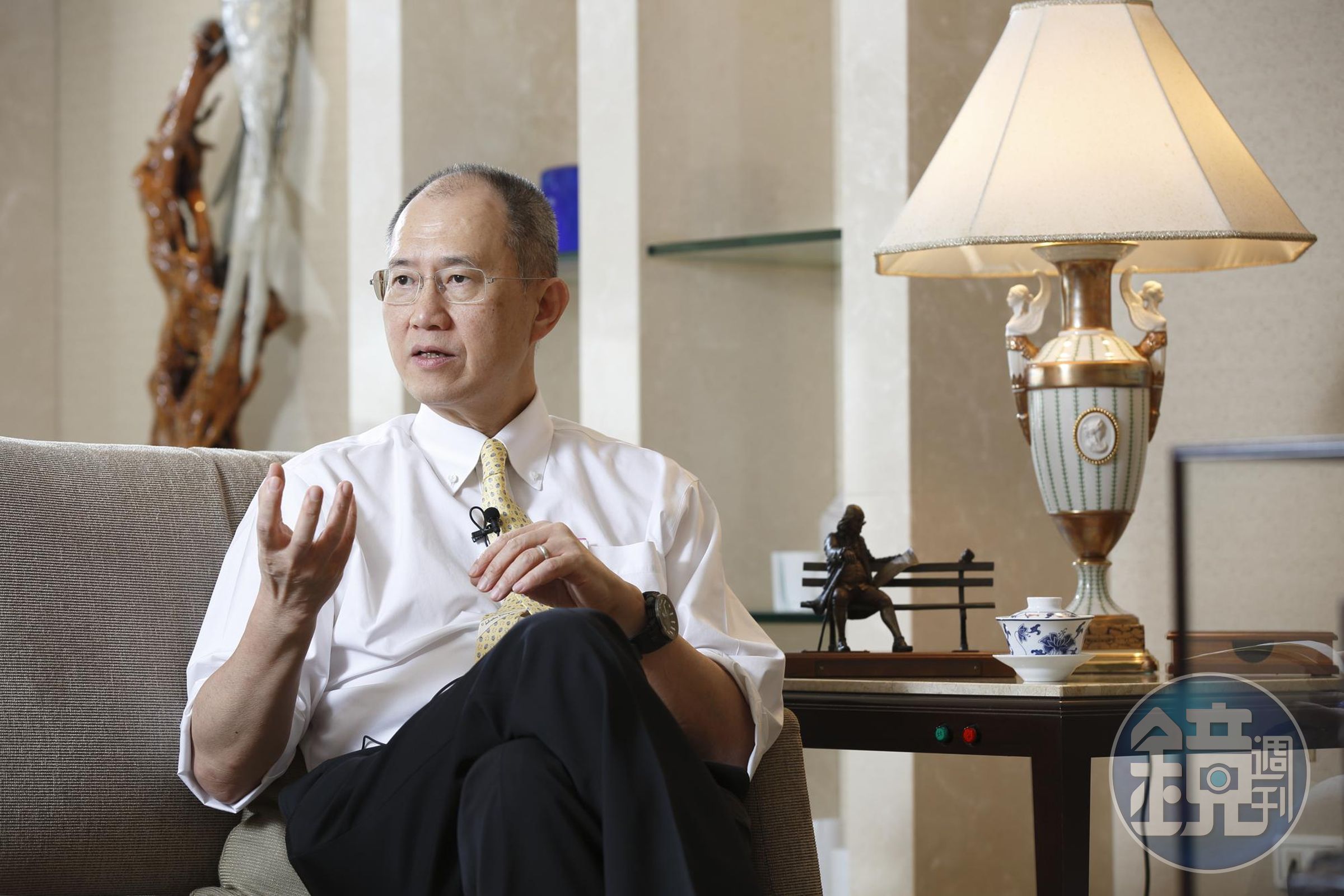 台泥董事長辜成允日前在晶華酒店摔倒不治，北檢檢察官對於辜摔死原因仍在追查晶華公安是否有漏洞。