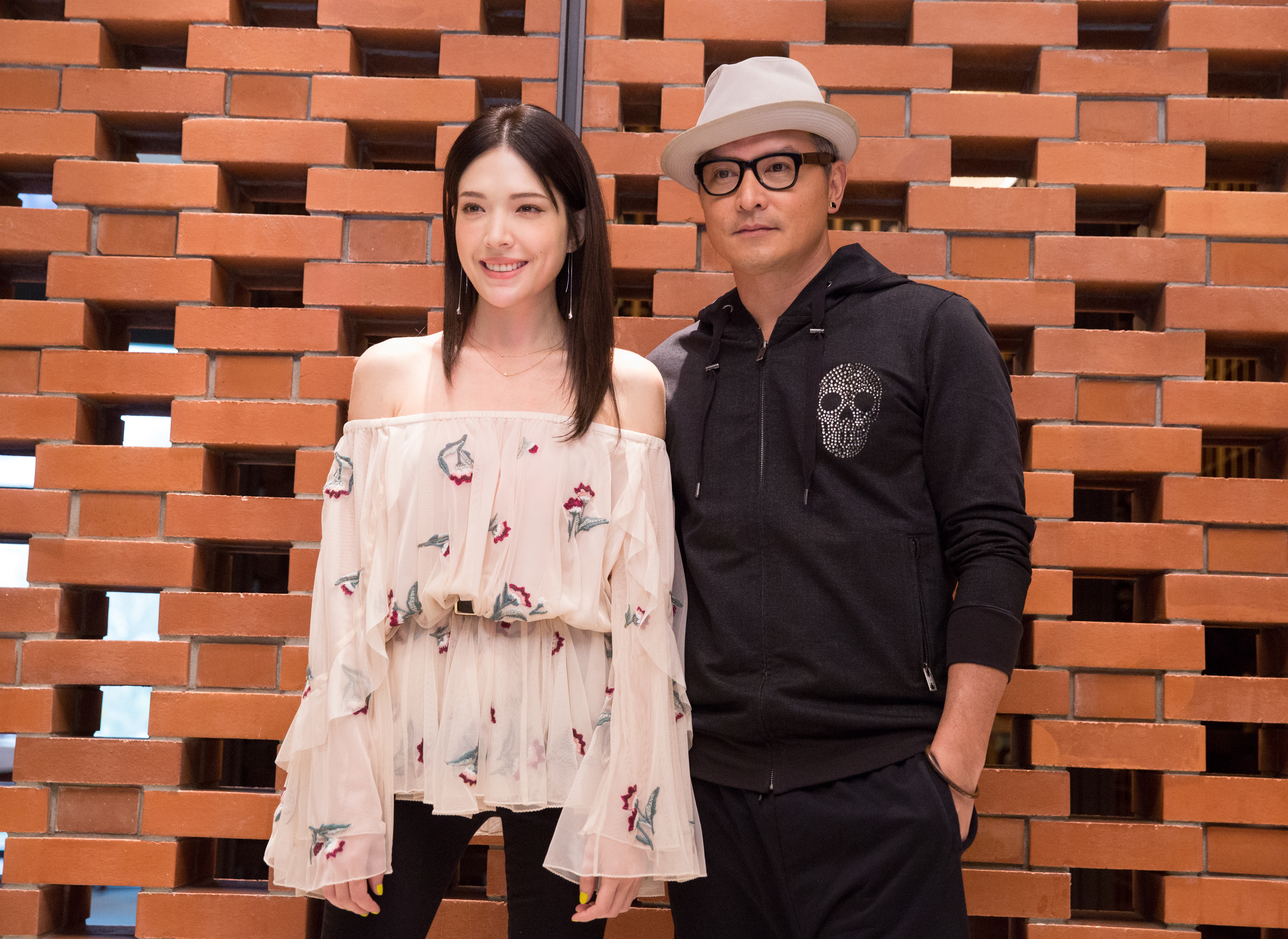 許瑋甯與李銘順因拍攝《目擊者》互讚彼此演技。