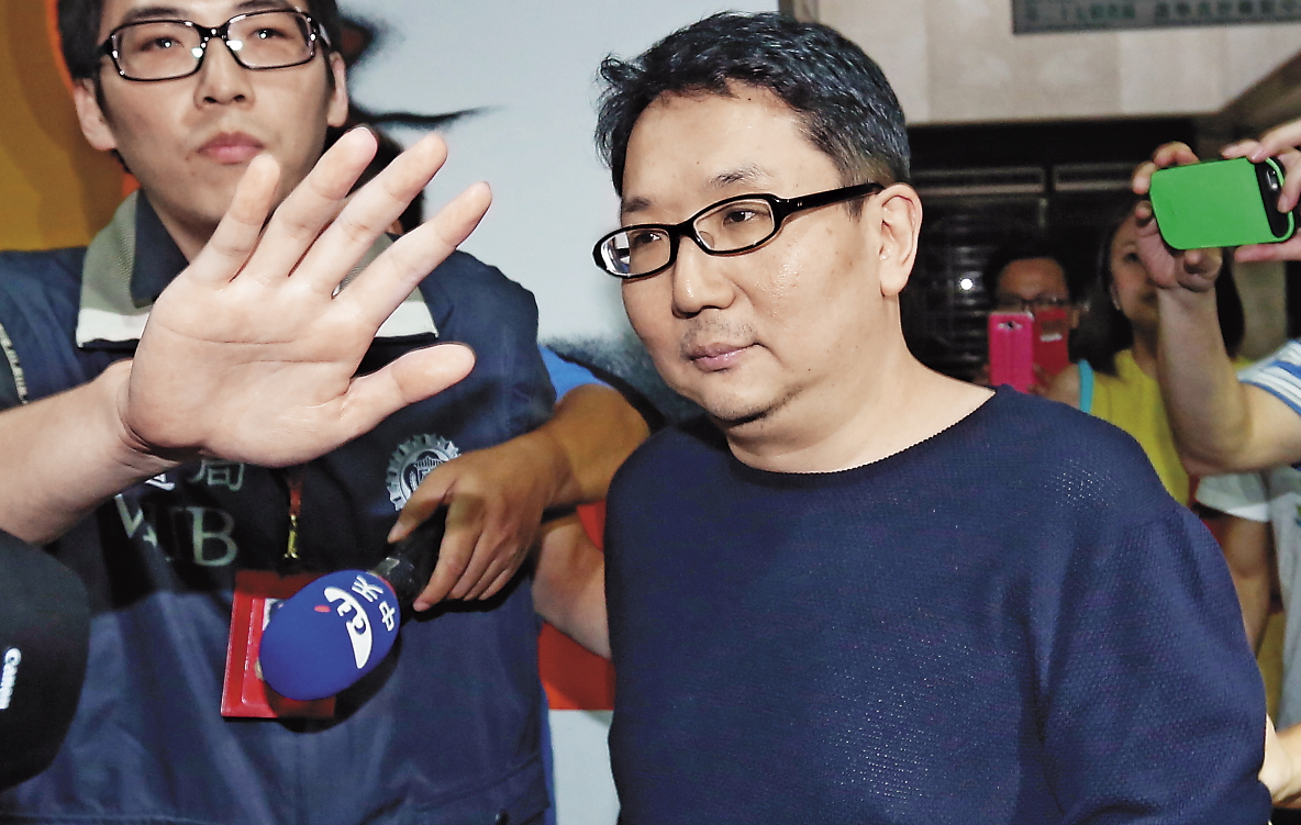 大股東透過可轉債圖謀私利行之有年，但問題非直觀可理解，直到去年樂陞案爆發後，才被熱議。圖為前樂陞董事長許金龍。