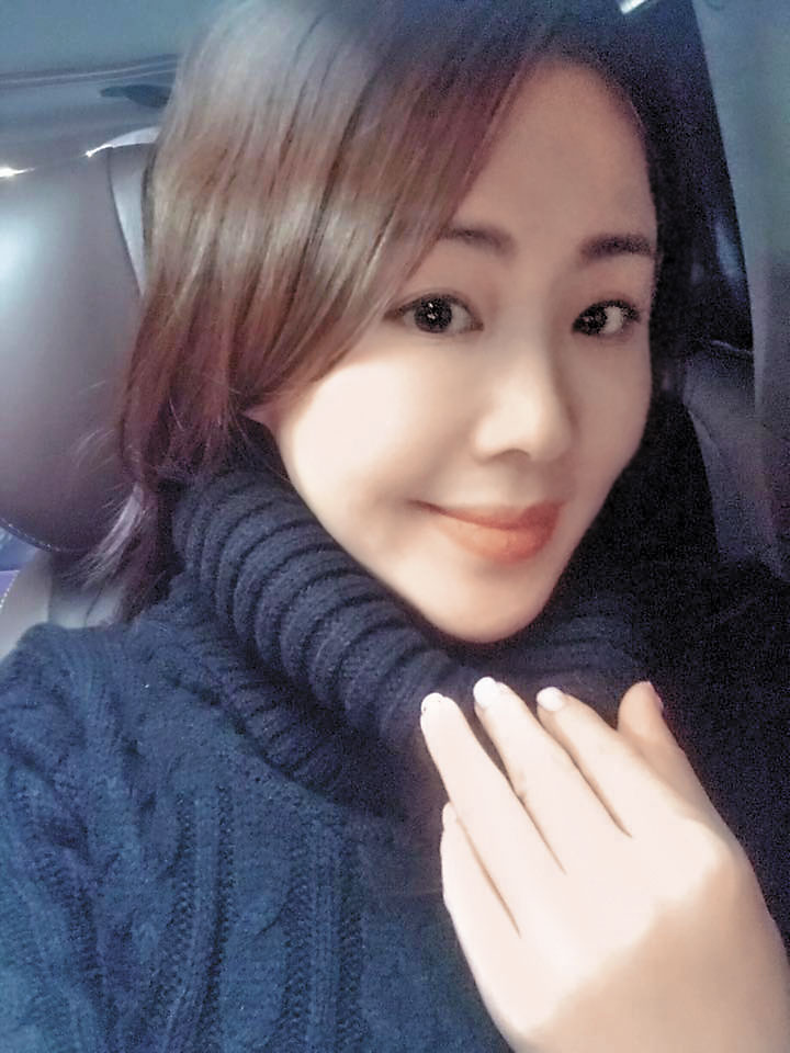 李婉鈺雖然已45歲,但保養得宜,看來比實際年齡小很多。( 翻攝臉書)