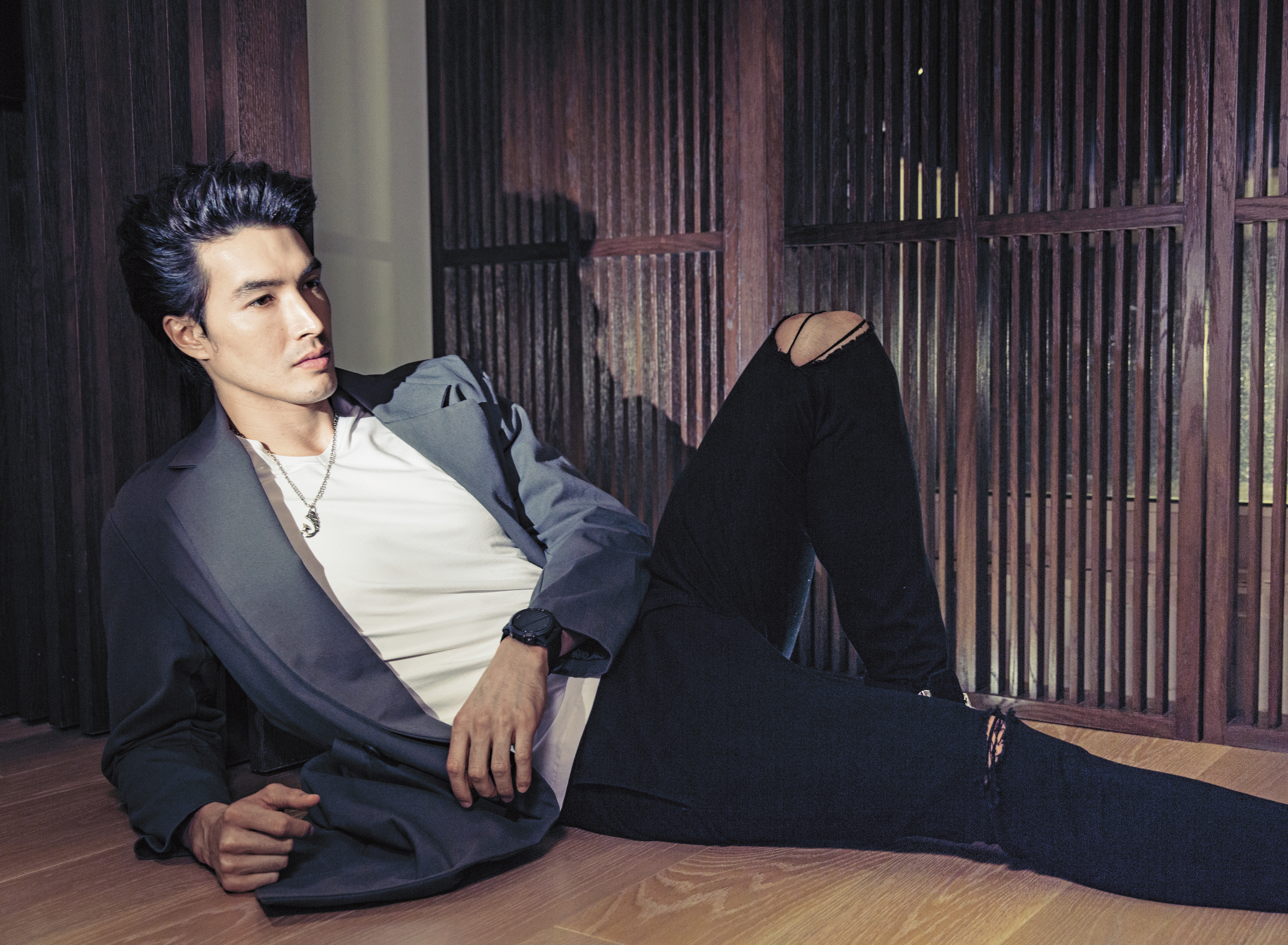 錦榮之前接受本刊專訪，透露跟Jolin在一起時對方常忙於工作，自己一個人感到寂寞。