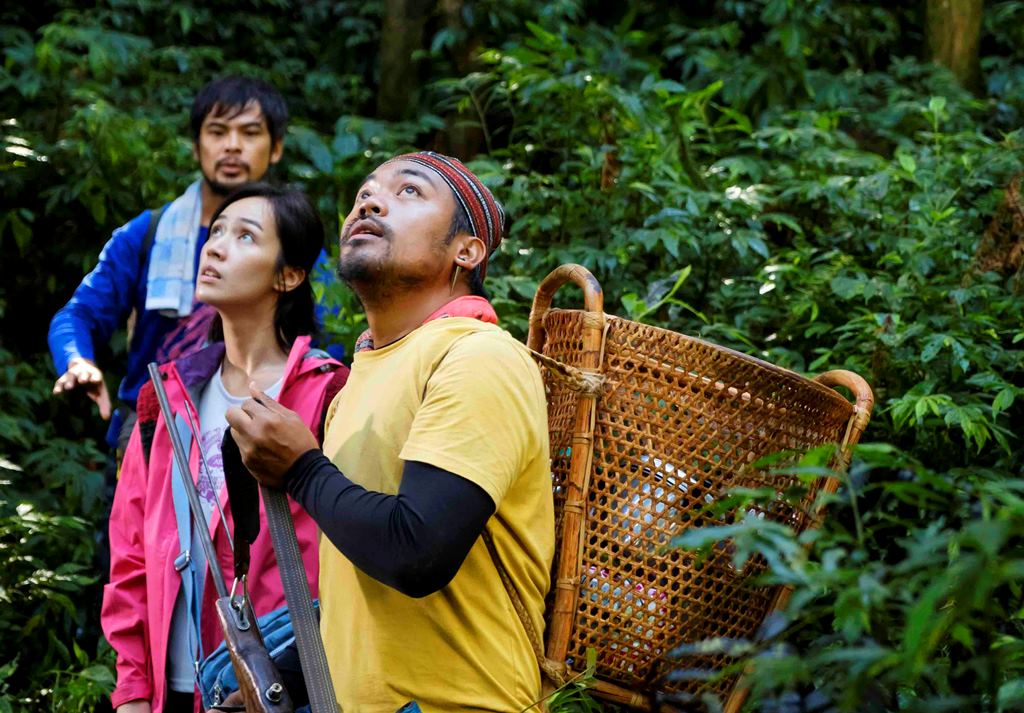 《山的那一邊》描述一群人在山林中48小時內發生的種種爆笑趣事。