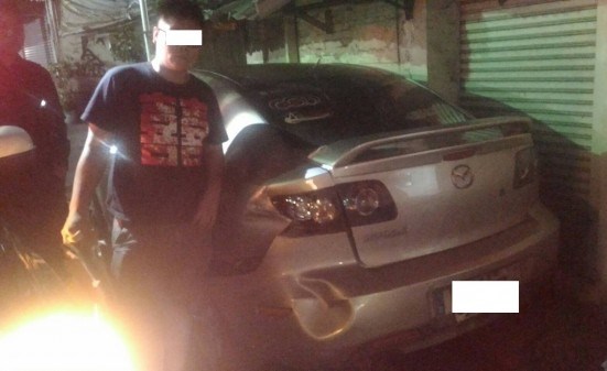 警方找上門時，林嫌正準備以厚紙板掩飾倒車追撞的擦痕。