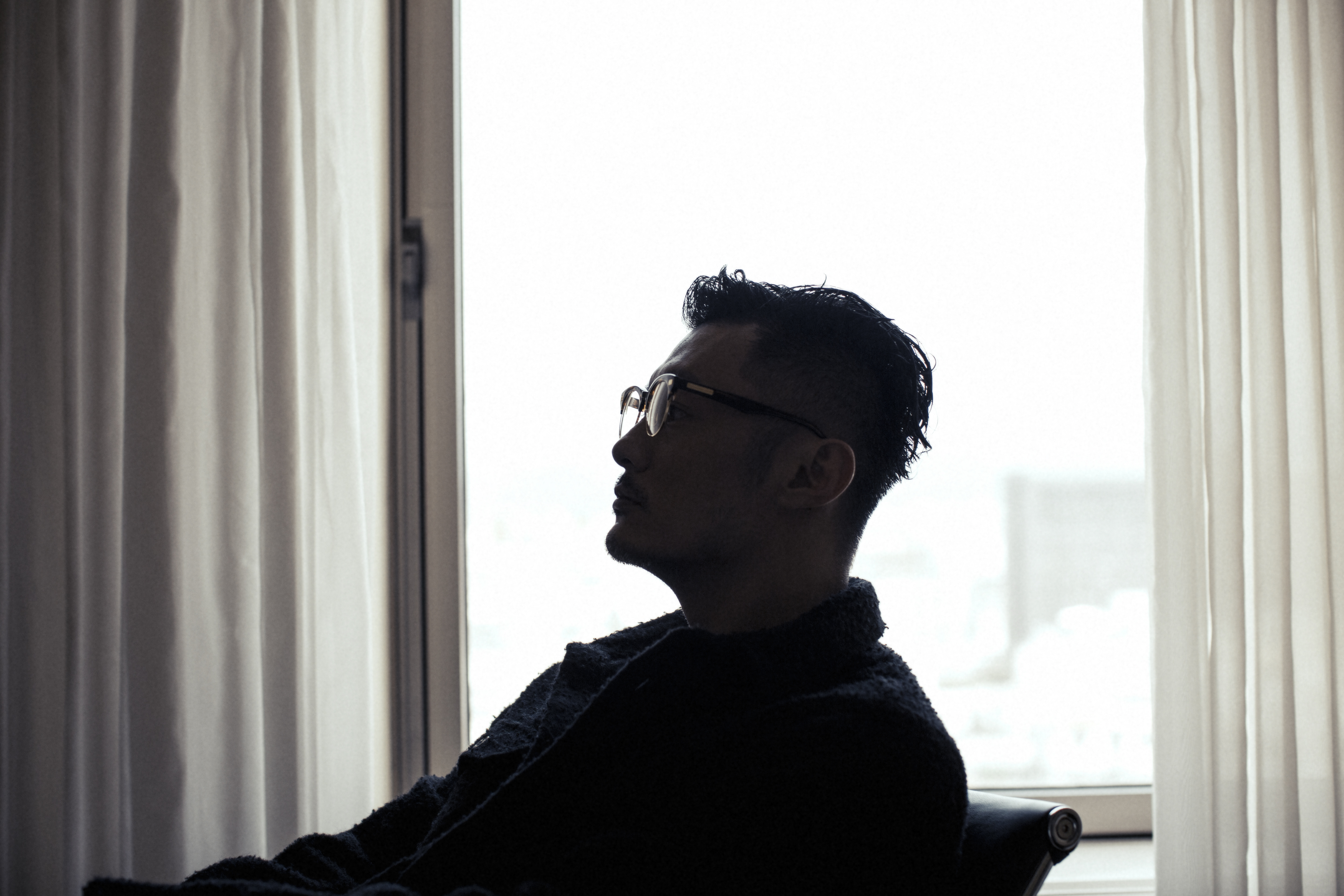 余文樂說：「演員這個職業，遠遠比大家想像得困難。首先你要有機會，機會來了以後，你要把握，受歡迎以後，也會有問題出現。一路都有問題。」