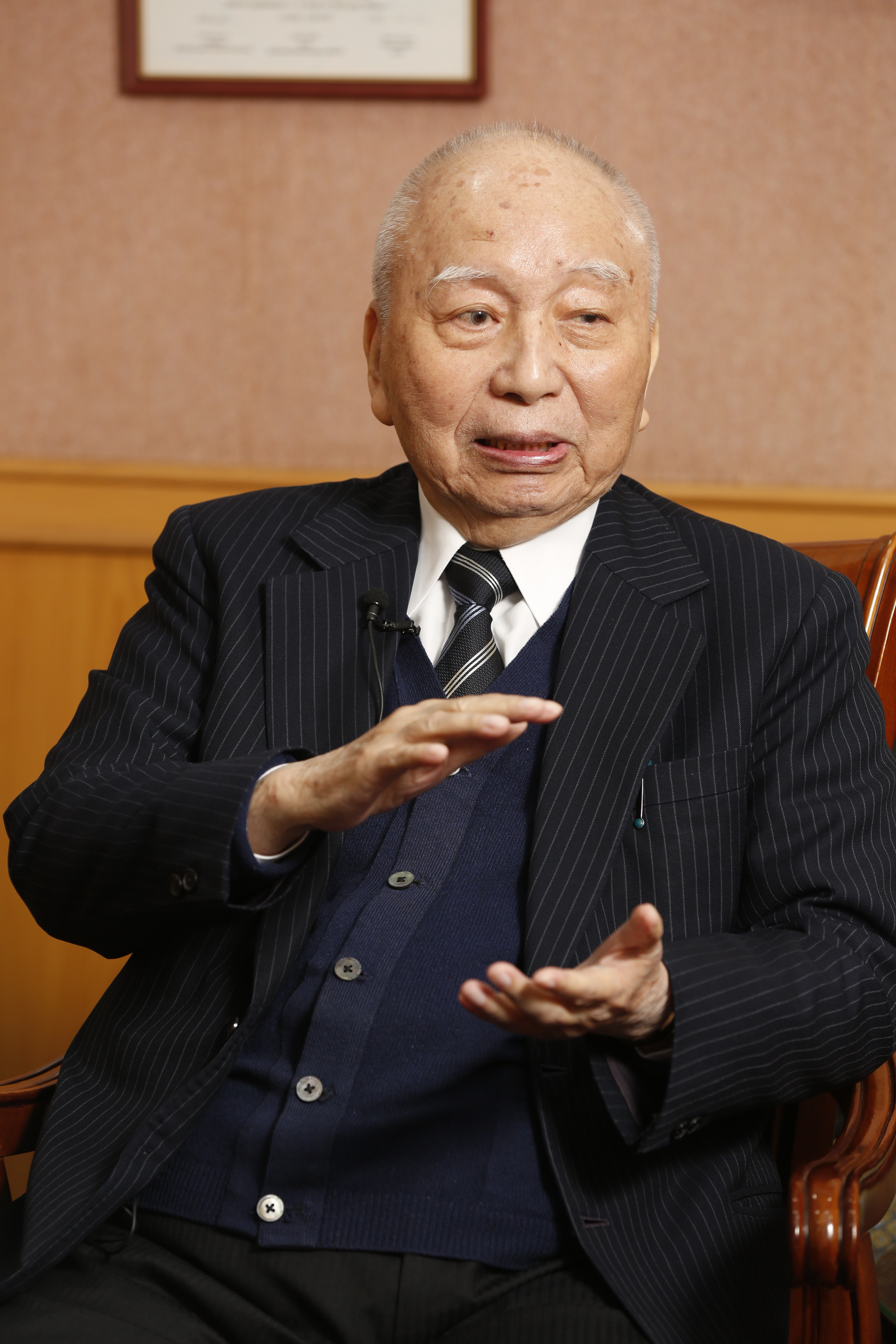 穎川建忠底子好，家族有長壽基因。