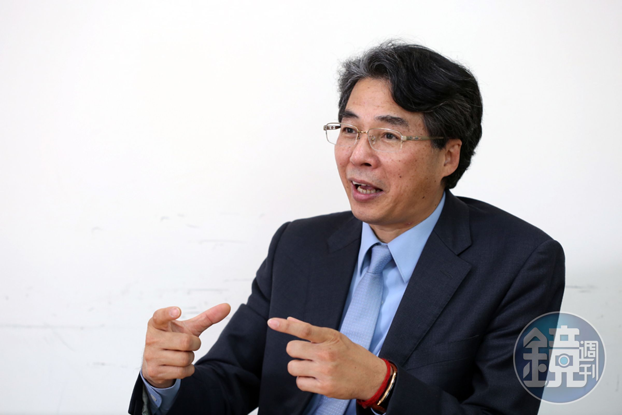 捷安達保經公司董事長吳鴻麟提醒，重大疾病險理賠門檻高，保戶一定要了解保單條款契約。