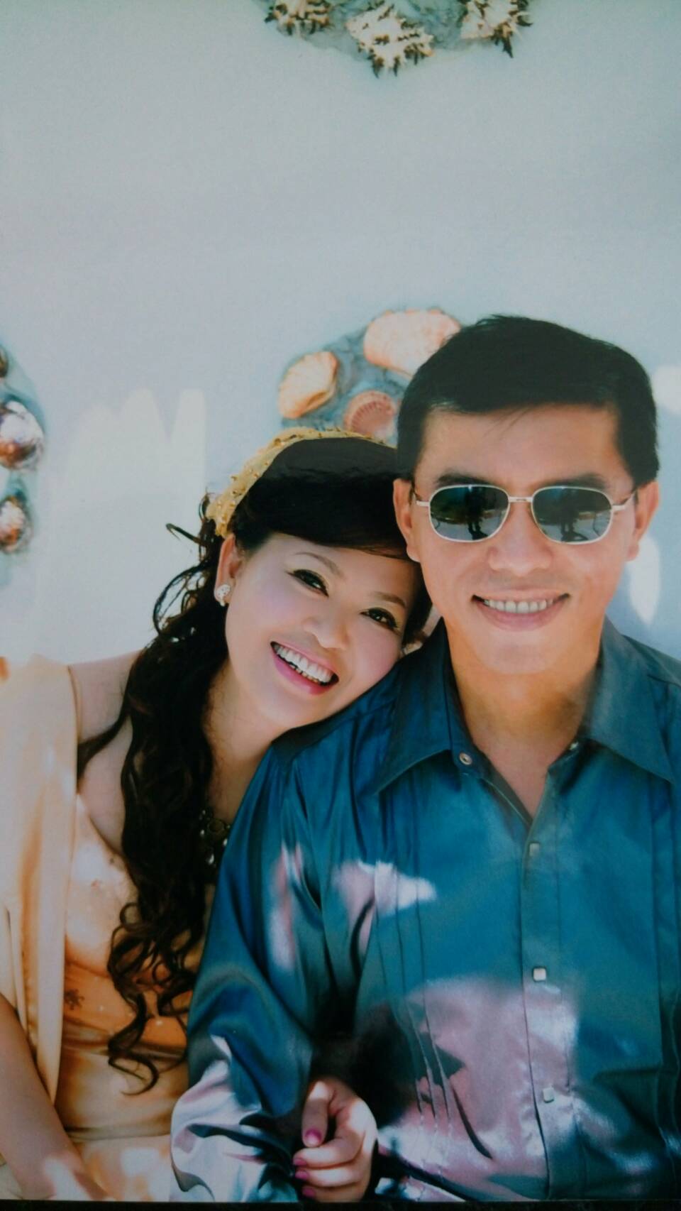 葉瑞榮和太太結婚前，曾說過嫁進葉家就是要進市場接班，太太也無怨無悔幫忙。