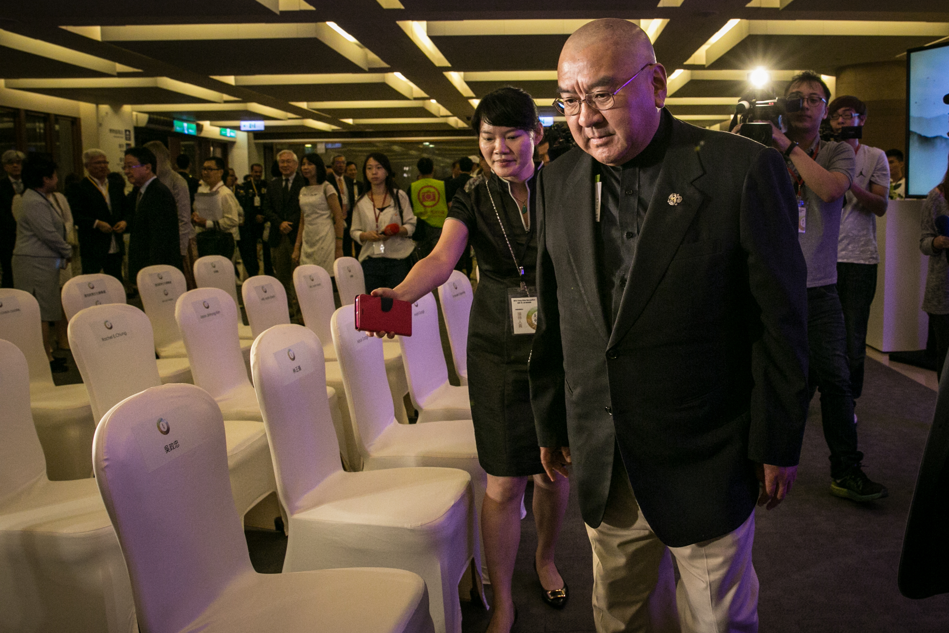 潤泰集團總裁尹衍樑以個人名義捐助30億元成立唐獎。