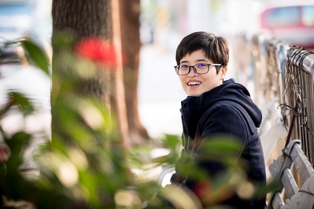 楊若慈（圖）捧在手心的妹妹，因為癌症，在30歲那年過世。回顧往事，該哭的楊若慈還是笑著接受訪談。