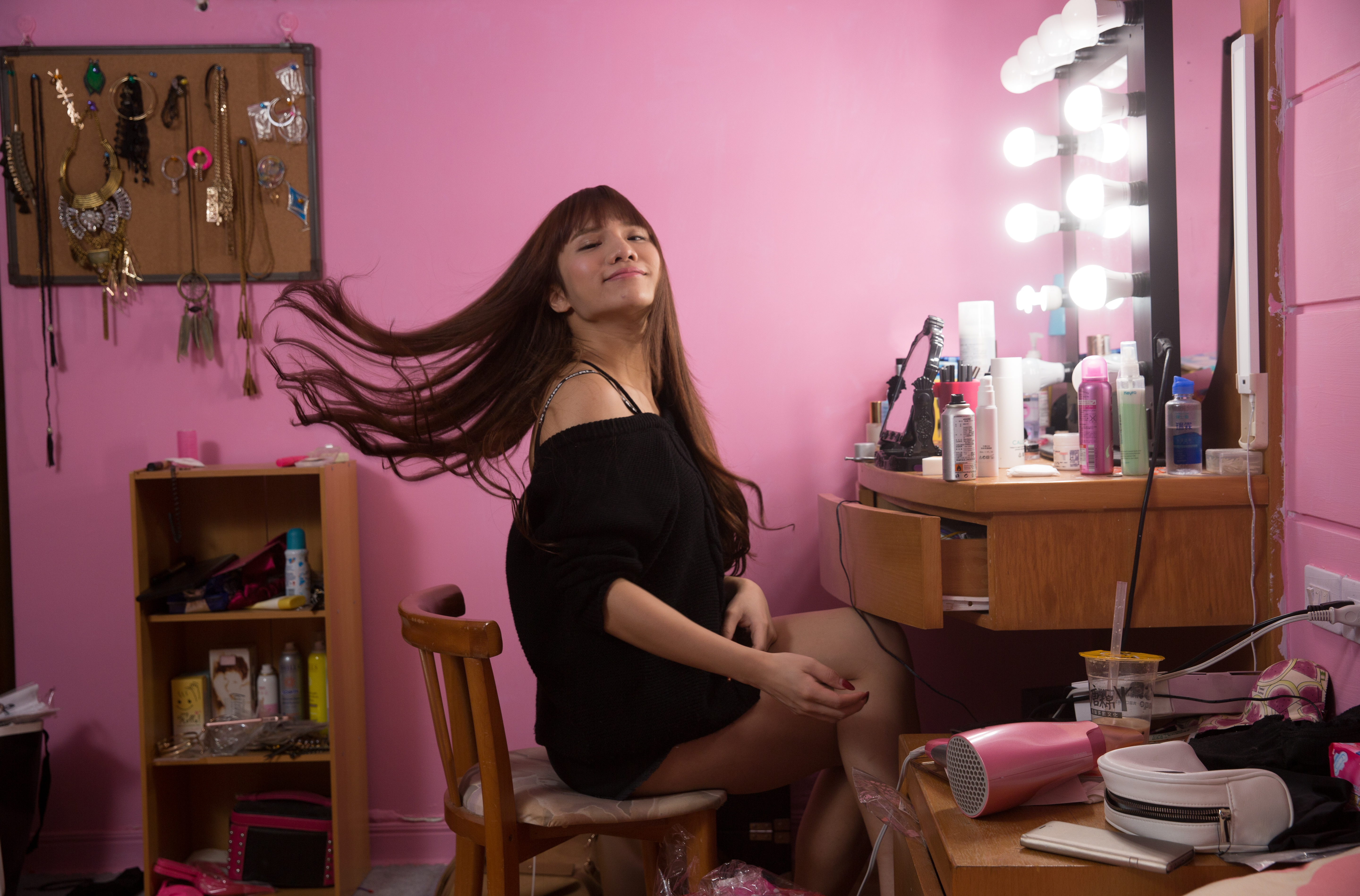 小A辣綜合了性感和豪邁，反差感是她走紅主因。