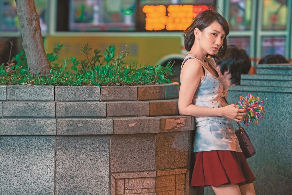 原本叛逆不婚的張寗出社會工作後,想法大轉變,反而成了早婚一族。(海鵬提供)