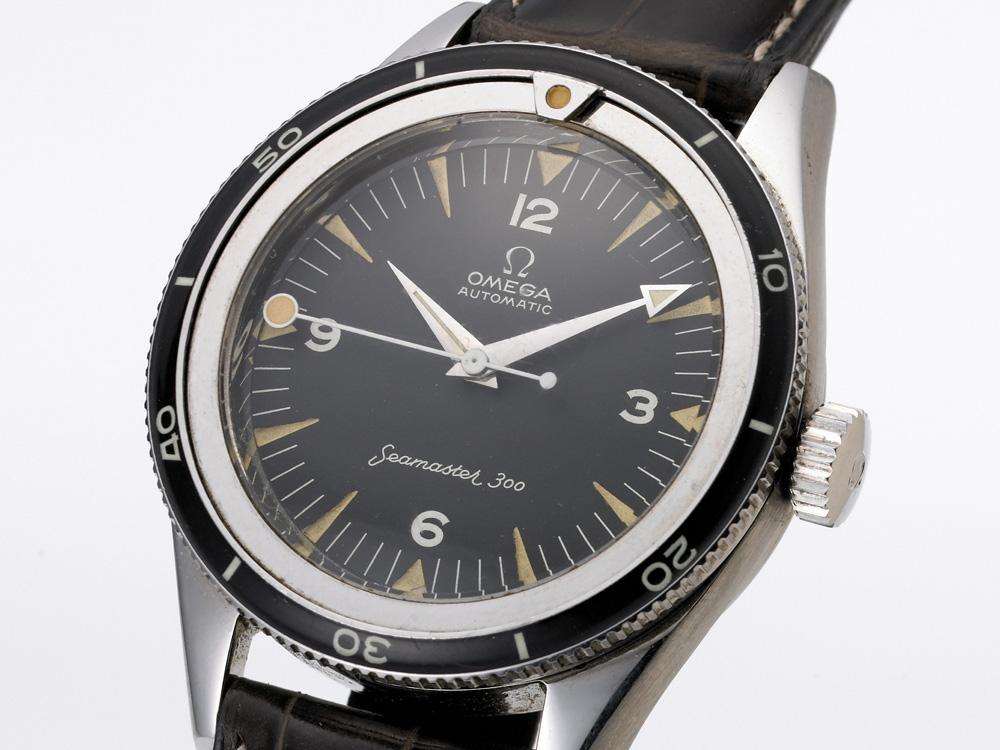 1957年發表的OMEGA Seamaster 300年發表的OMEGA 古董腕錶。