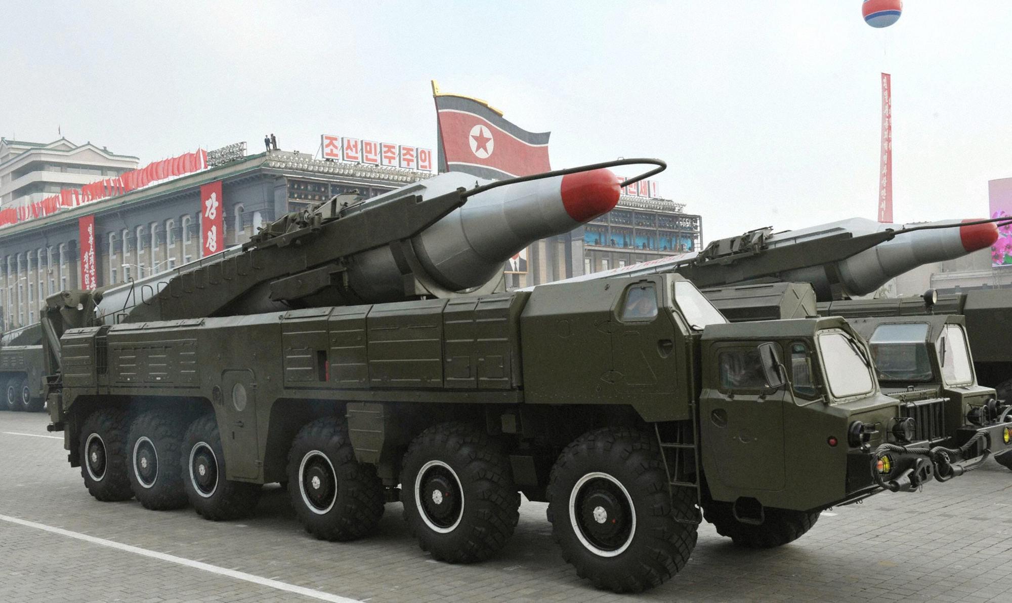 金正恩幾天前宣布將公開「新的策略武器」，顯示他要再度對美國硬起來。 