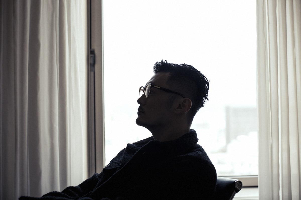 余文樂短時間內飆出躁鬱症病人的起落，被導演逼到精神壓力很大。