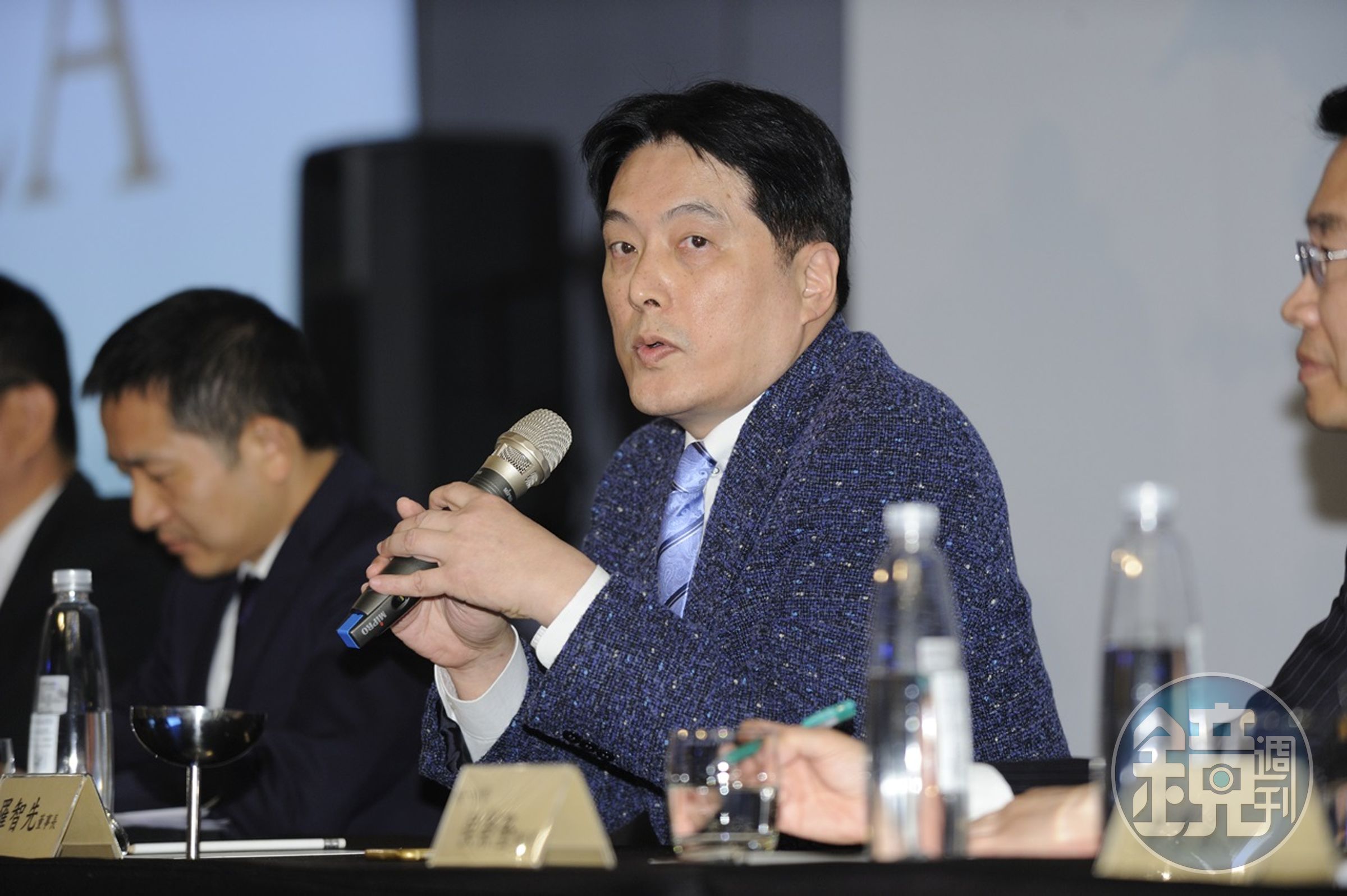 統一董事長羅智先6日率公司高階主管出席集團法說會。
