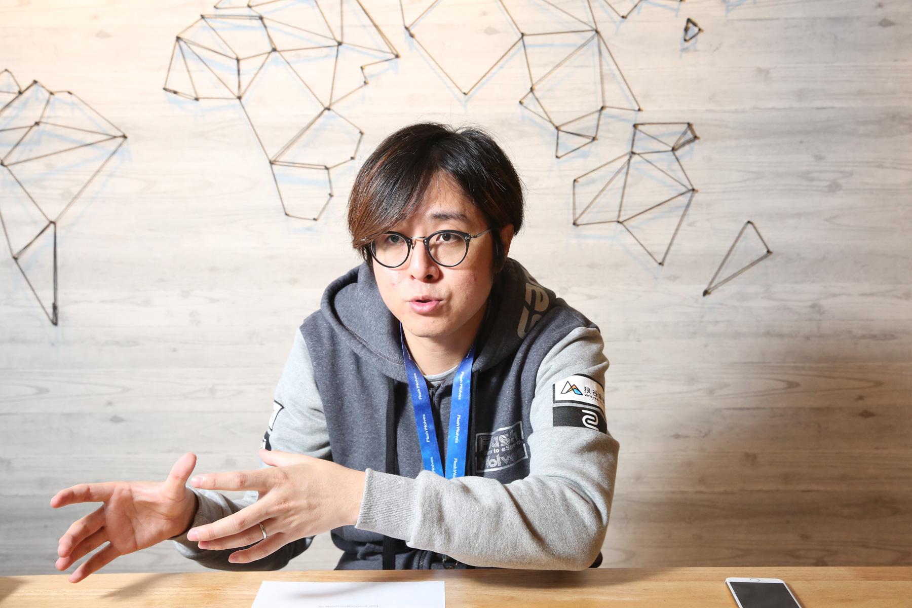 閃電狼隊經理張宇接受《鏡傳媒》專訪，目前《英雄聯盟》戰隊正積極備戰，現下目標是拿下前進巴西季中邀請賽的資格