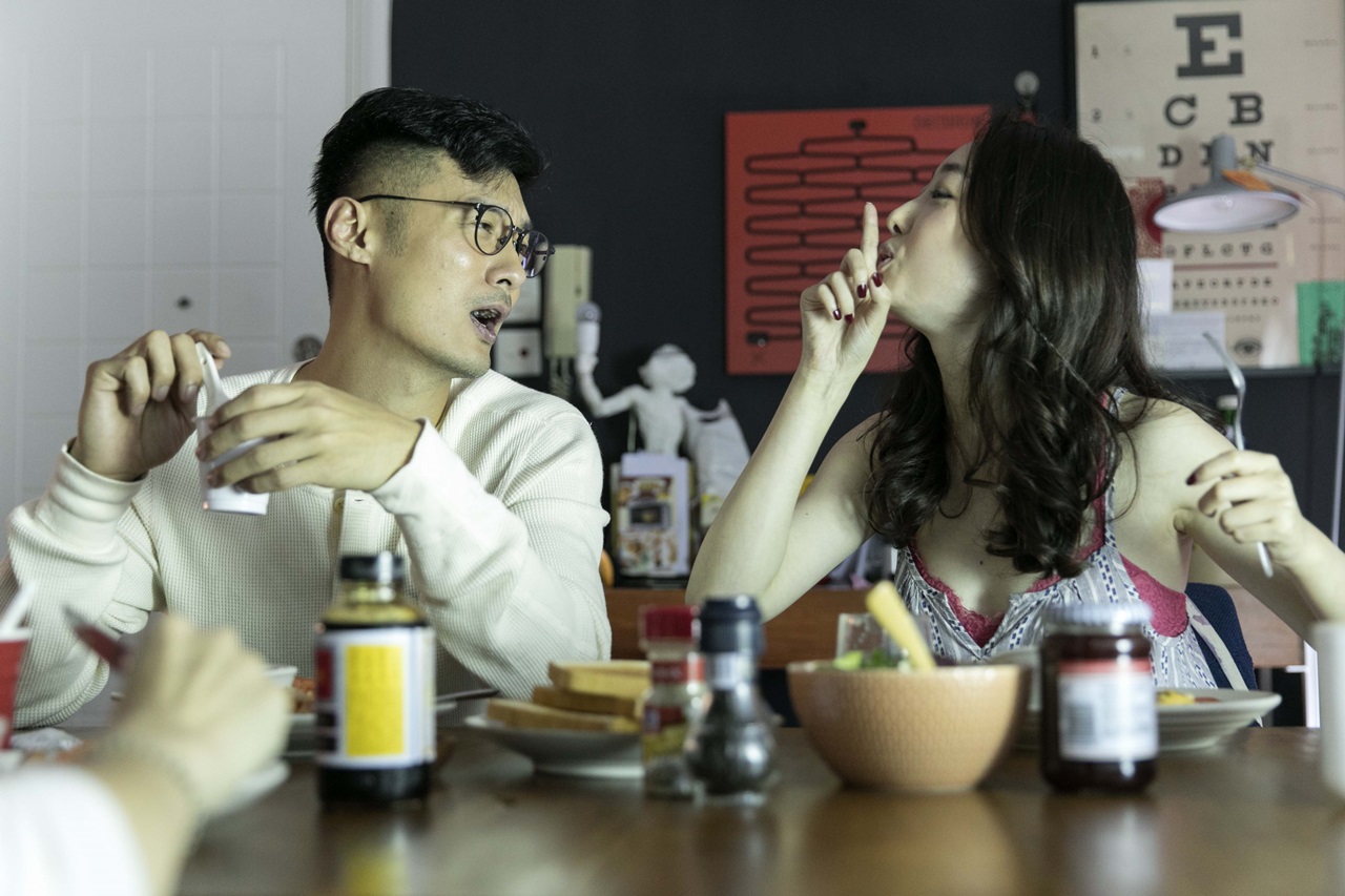 青春女星蔣夢婕演出男主角志明從小一起長大的朋友。