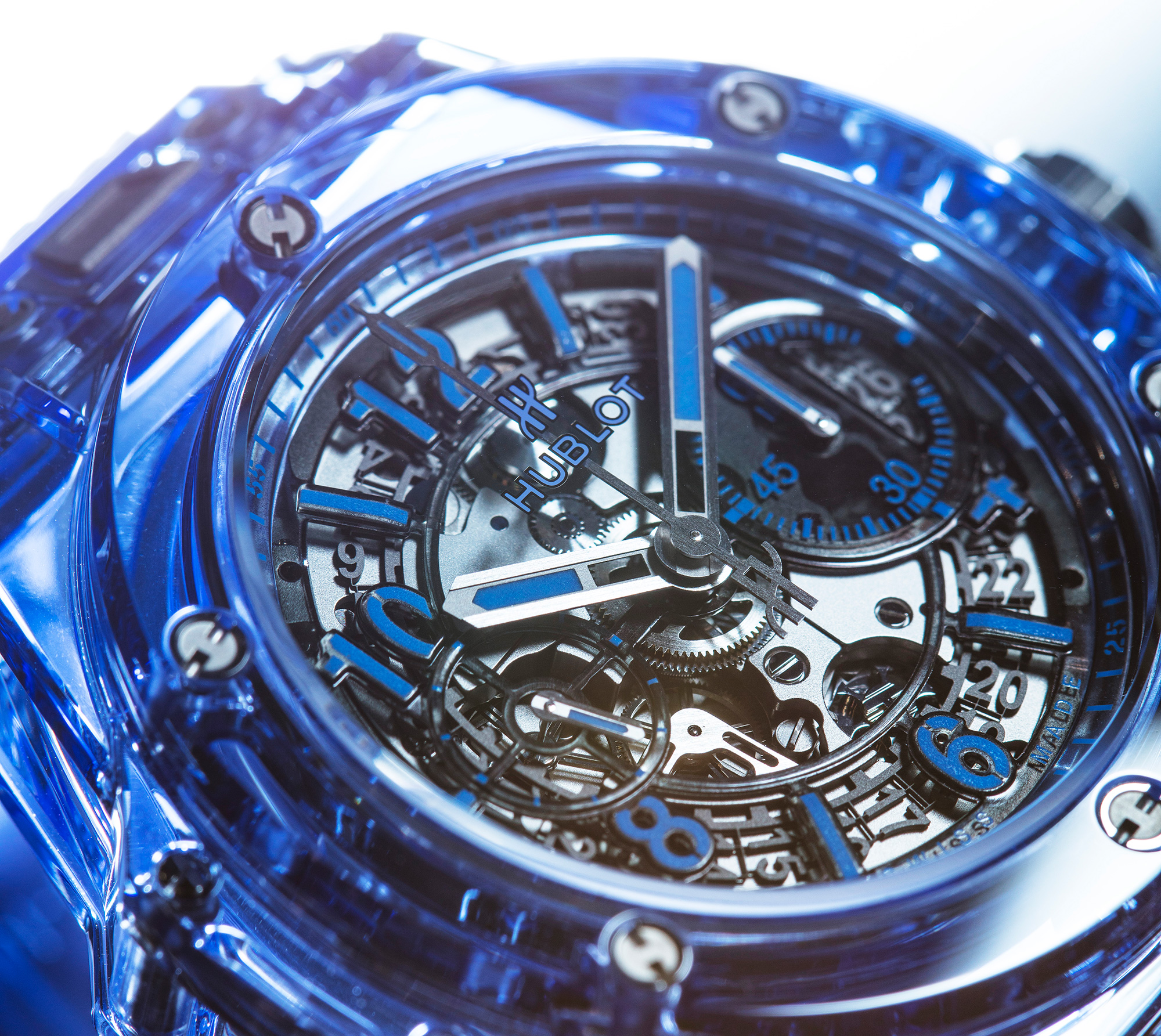 【BASEL2017】讓我頭昏眼花的HUBLOT，今年又出什麼新玩意？