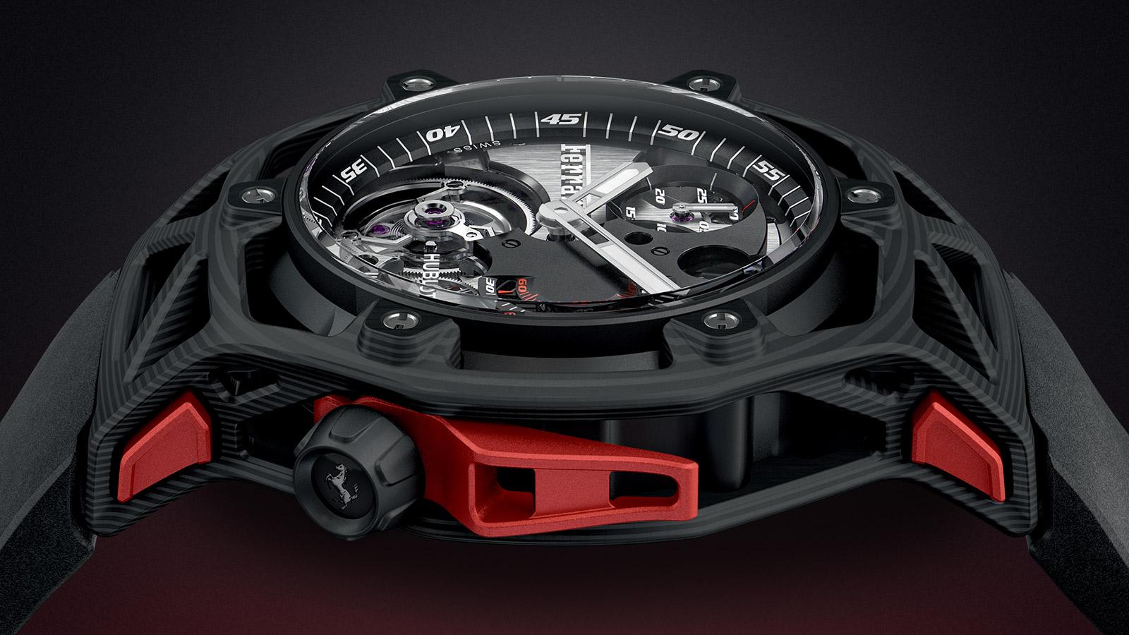 TECHFRAME FERRARI 70週年陀飛輪計時碼錶，單按把計時功能加上飛行陀飛輪裝置，並首度採用PEEK（Polyether Ether Ketone） Carbon聚合物碳纖維材質，限量70只，定價NT$4,251,000 。