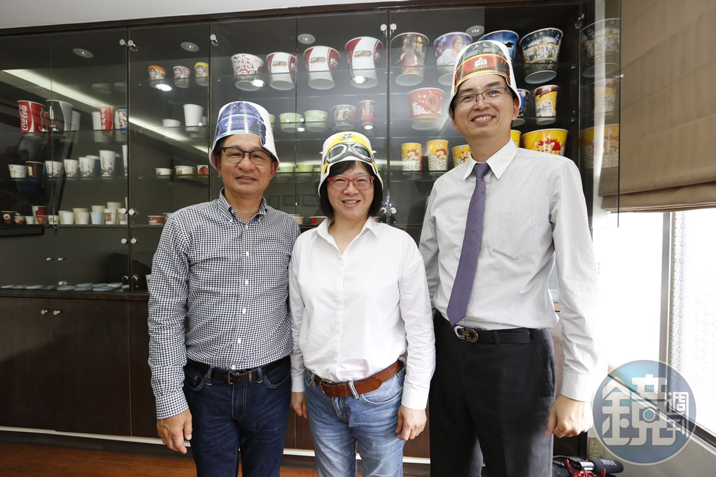 奎達紙容器產品多元，內銷之餘亦出口超大盎司影城專用爆米花桶，吃完後還可當造型頭盔。