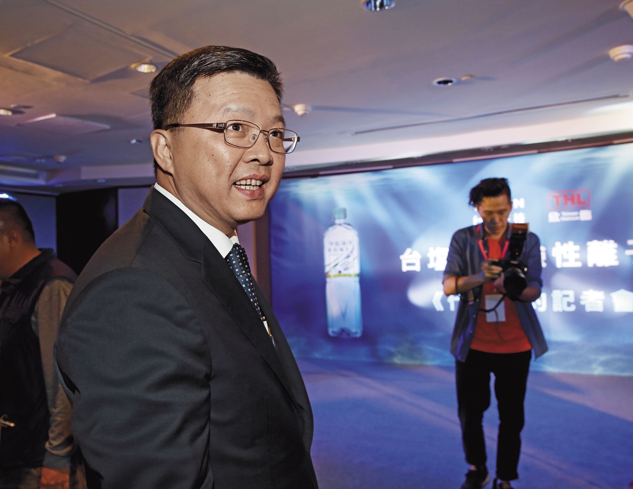 高市前副市長陳啟昱曾承諾協助處理土地被凍結一事，結果仍是一場空。