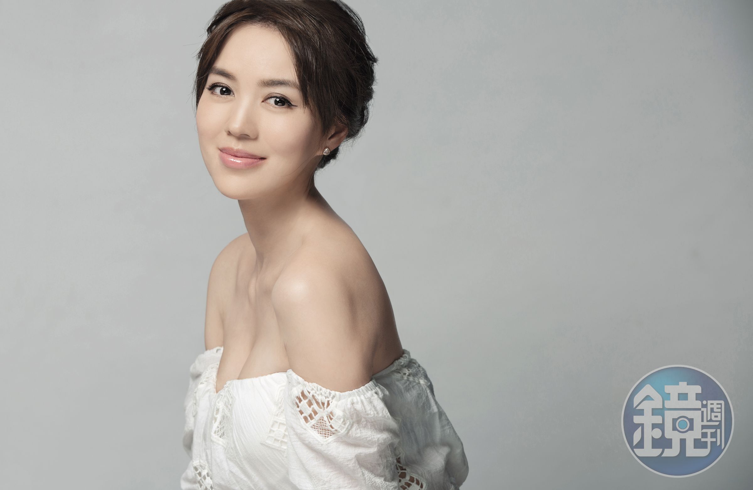 名媛圈中從來不乏美麗女生， 但林牧潔絕對是讓人一眼難忘的清麗翹楚。