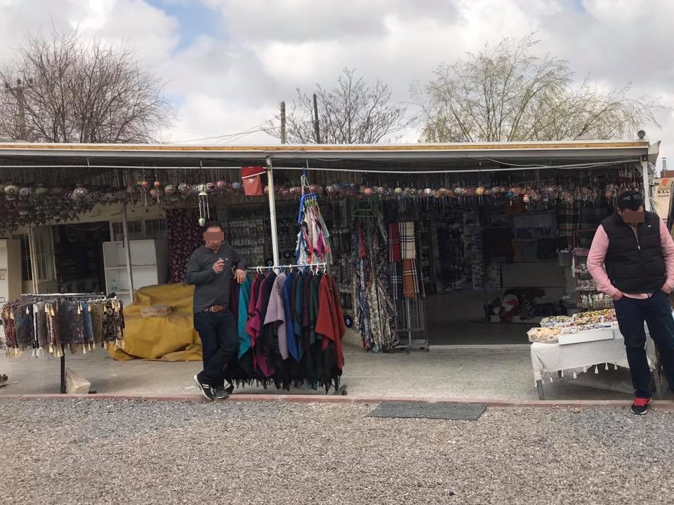 土耳其觀光區小販，許多都使用類似碰瓷手法詐騙遊客。