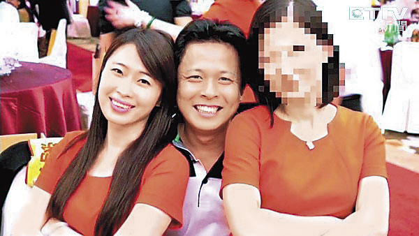 孫岳澤（中）自爆賺來的錢都用來付利息，妻子李欣潔（左）壓力大到要吃安眠藥才能入睡。（翻攝臉書）