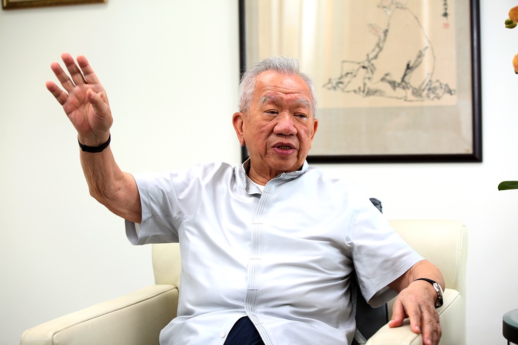 何壽川堂兄何政廷(圖)出面為父親抱不平，「我父親何義（何壽川三叔），才是永豐餘集團前30年的重心。」