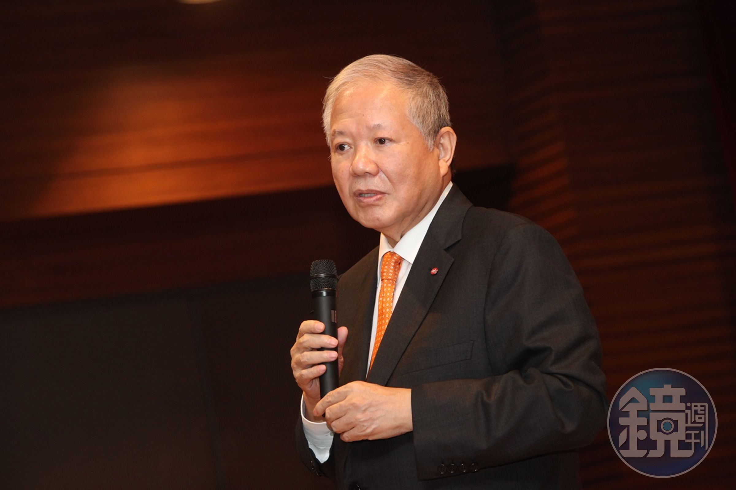面對大股東、堂哥何政廷要切割，永豐餘集團總裁何壽川替永豐金抱屈。