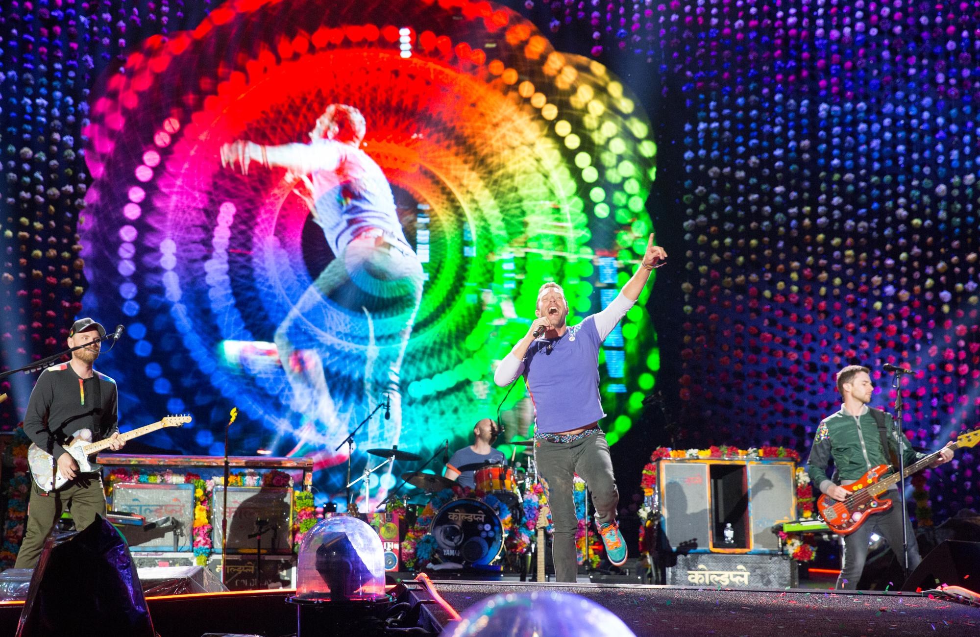 英國天團COLDPLAY酷玩樂團12日順利唱完第二場巡迴演唱會台灣場。