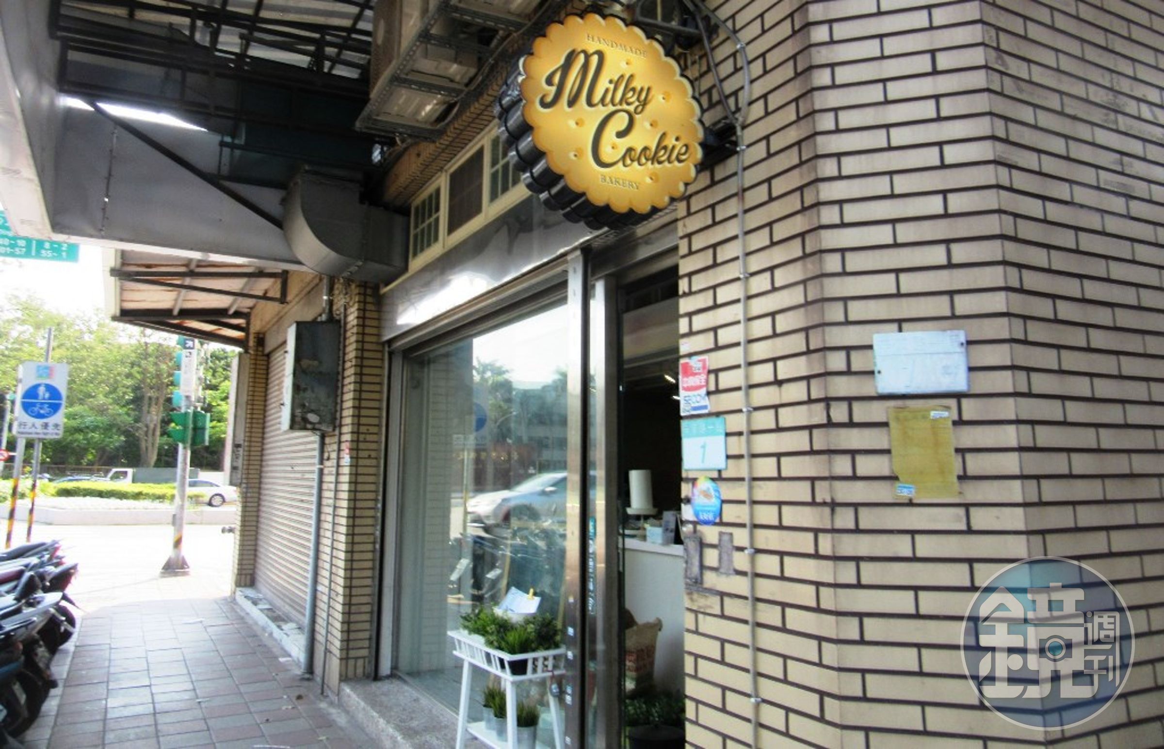 Milky Cookie以高達65種甜鹹口味的貝果出名，卻被爆出使用過期原料。
