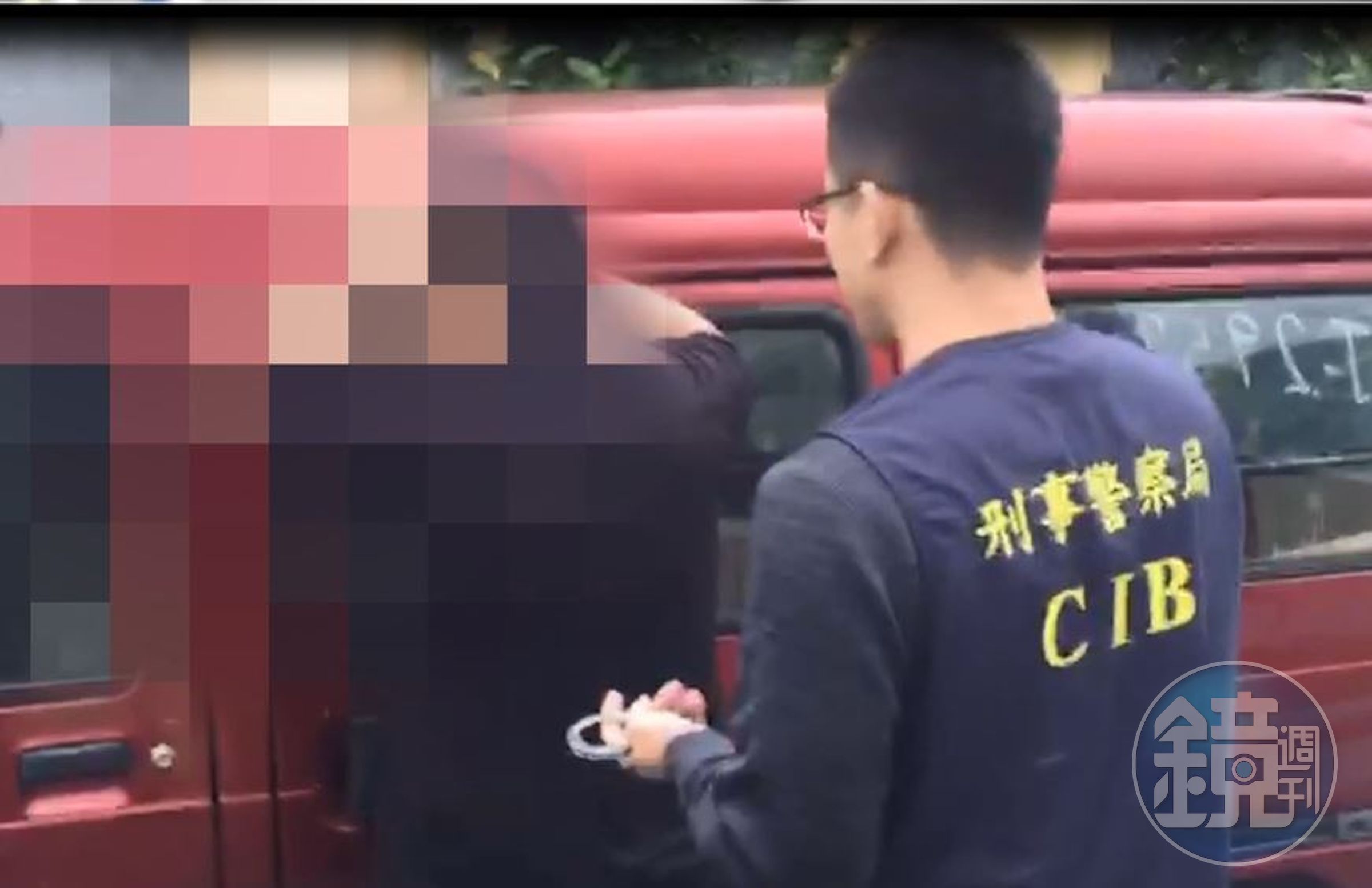 刑事局在新竹搜查，逮捕危害治安的風飛砂幫幫眾到案。