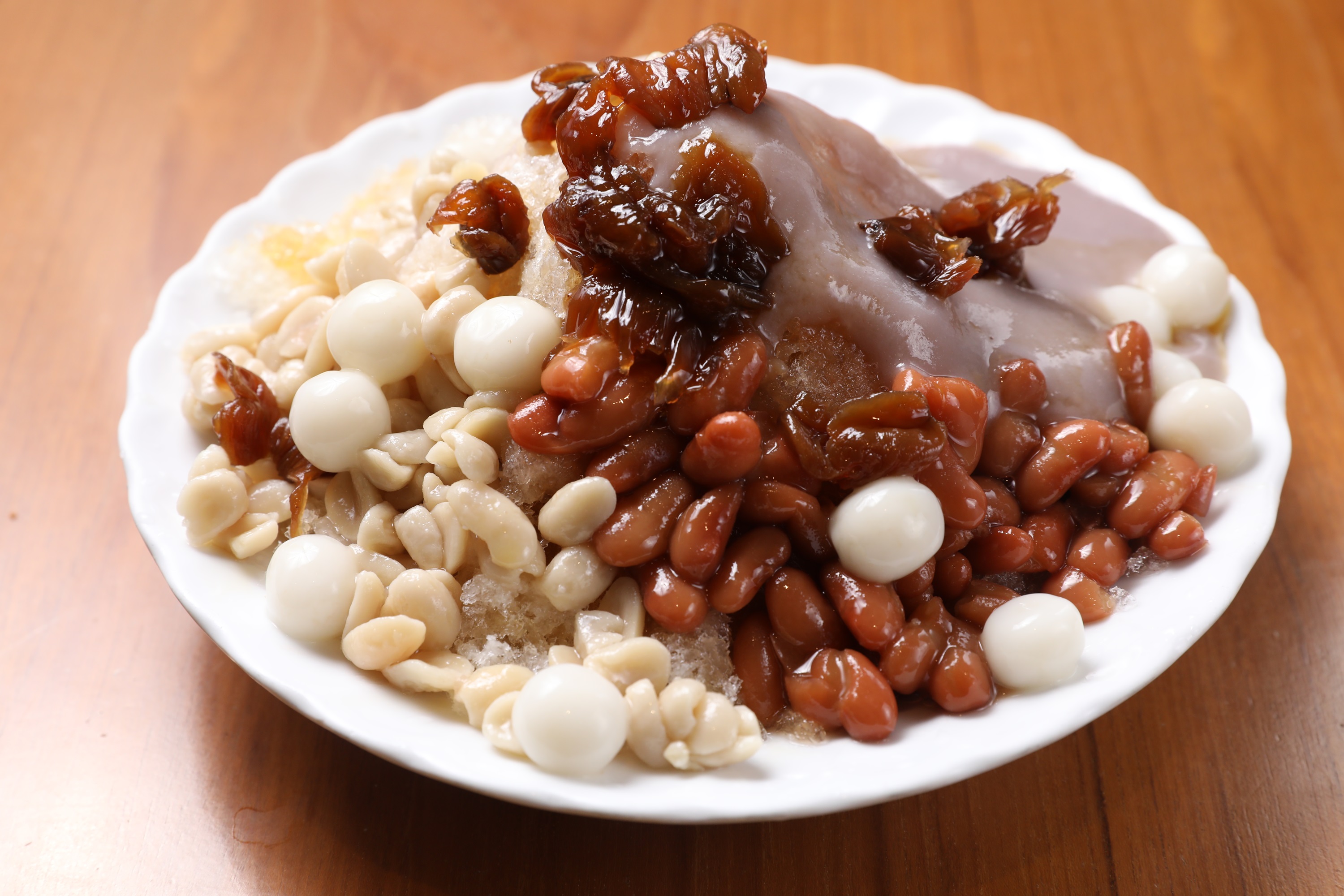 辜成允非常喜歡吃冰，尤其喜歡吃雙連圓仔湯的刨冰，而且有自己的獨門配方。