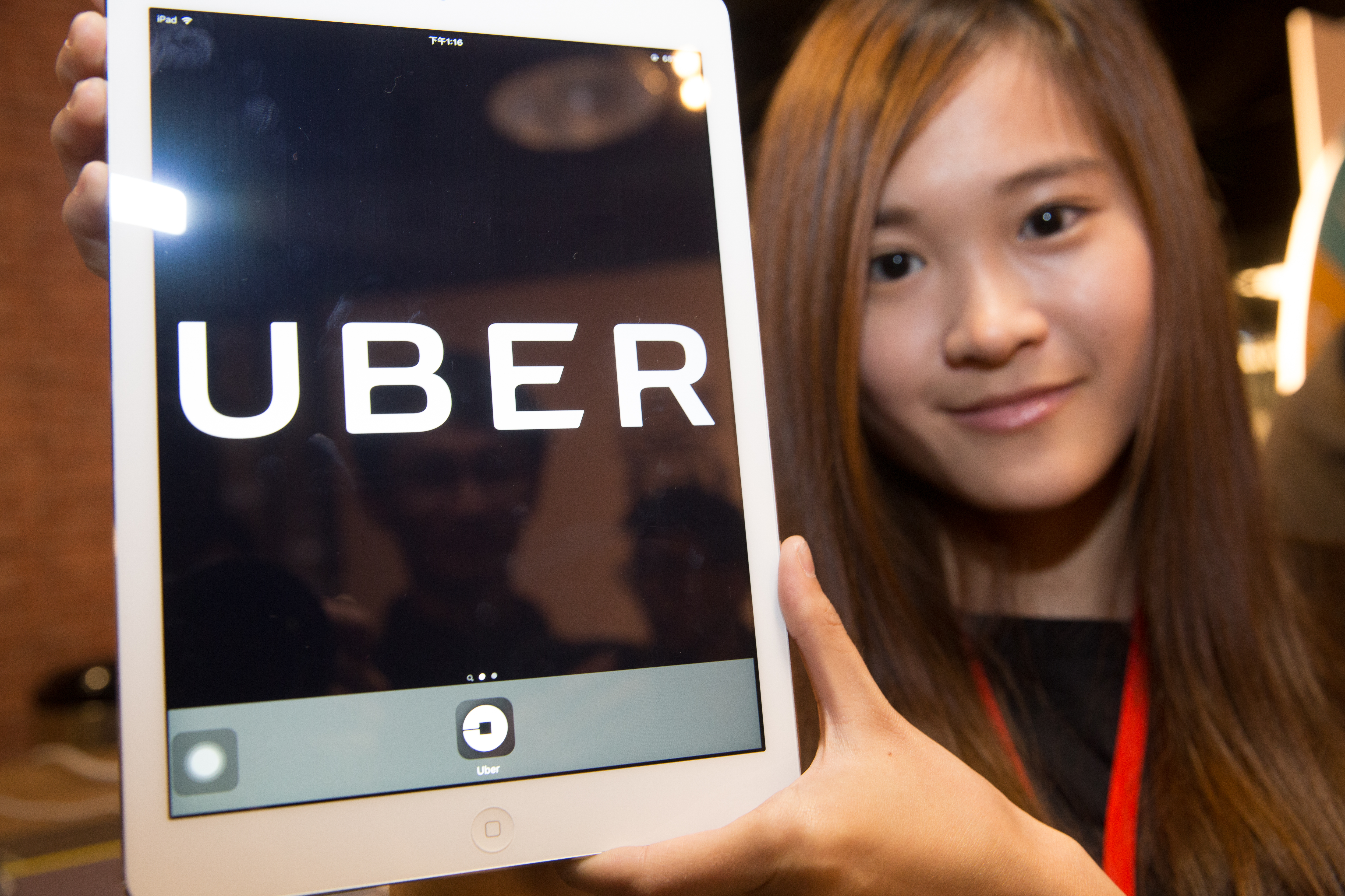 Uber重返台灣市場，轉向與數十家台灣租賃車業者、職業駕駛等合作。