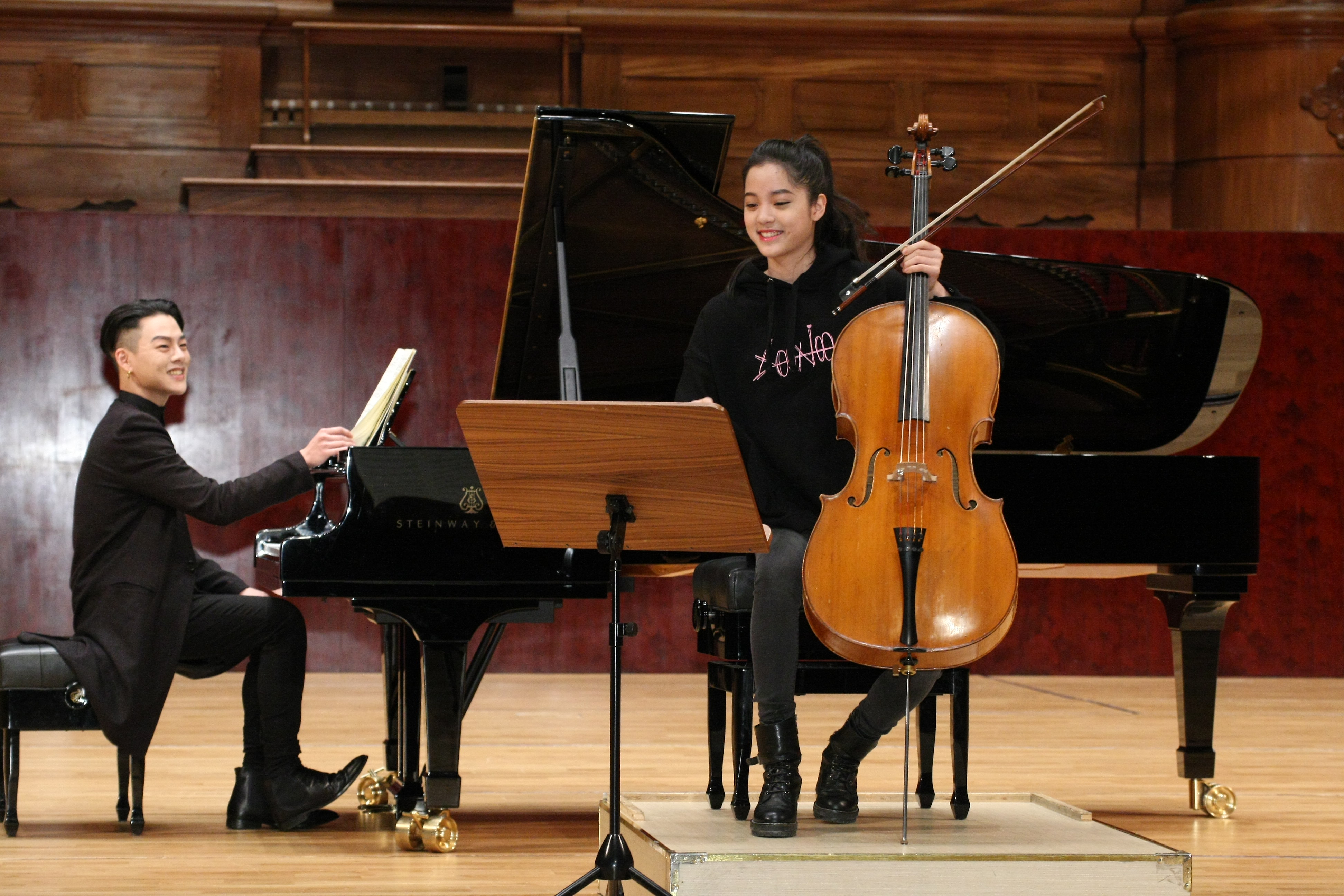 江天霖與歐陽娜娜已有6,7年合作經驗，今年2月14日公益音樂會也一起表演。（東方IC）