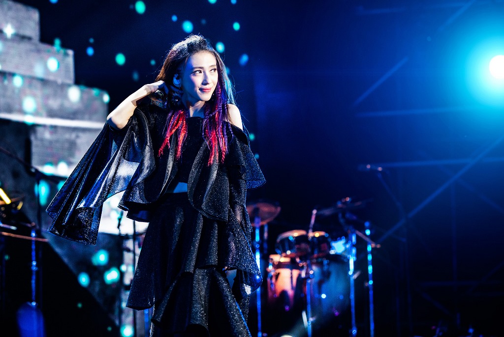 戴佩妮唱進北京工人體育館，完成萬人個唱挑戰。