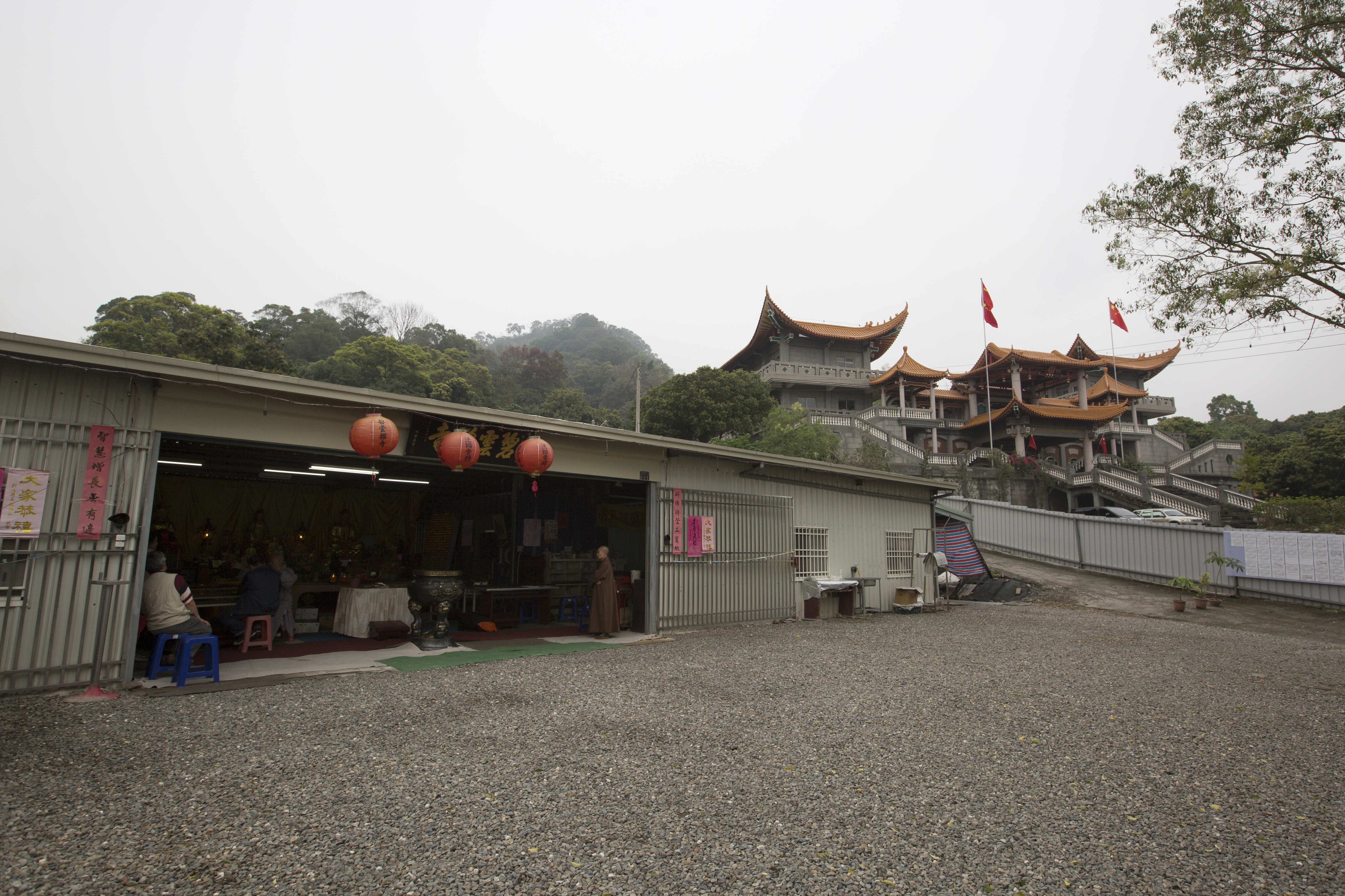 有百年歷史的碧雲禪寺是地方信仰中心，被彰化縣文化局列為 「暫訂古蹟」。