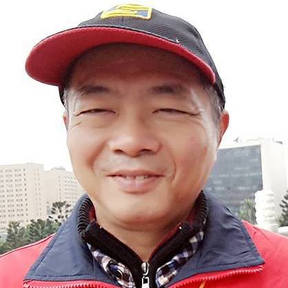 去年暑假，李承龍放火燒台灣民政府位於桃園的中央會館。