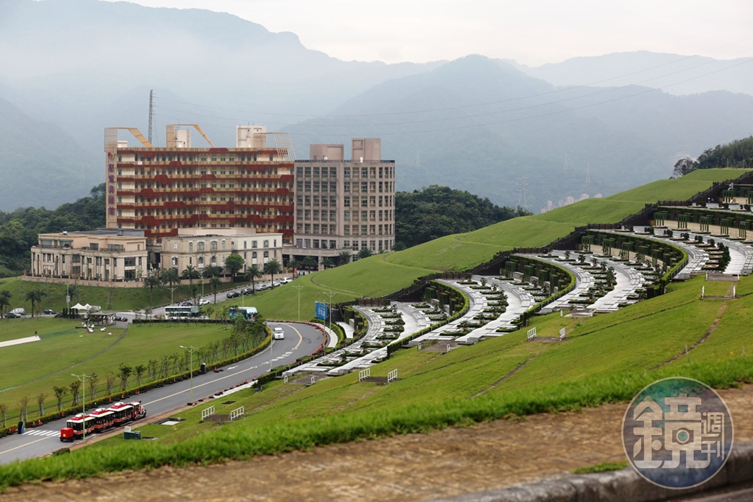 基隆擁恆文創園區既是亞洲最大墓園，也是親子假日休閒景點之一。