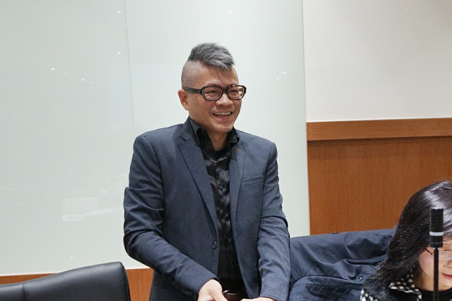 宜蘭監獄管理員林文蔚認為，監所戒治無法有效解決毒品問題，應檢討是否對施用毒品除罪化。