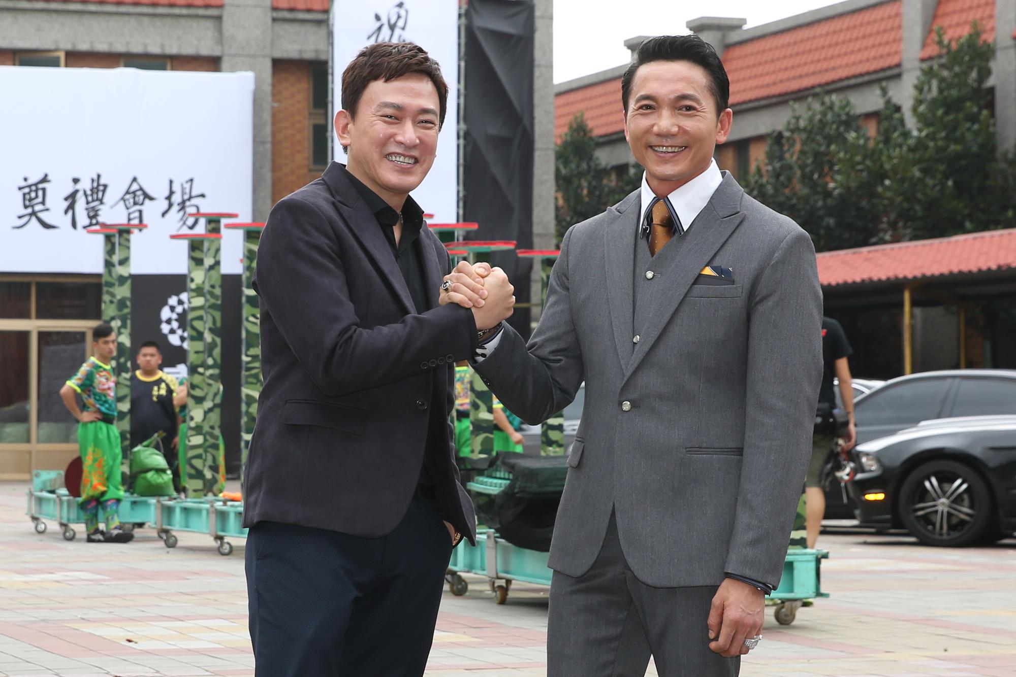 王識賢與鄒兆龍（右）在《角頭2：王者再起》飾演兩個管理風格南轅北轍的黑道大哥。