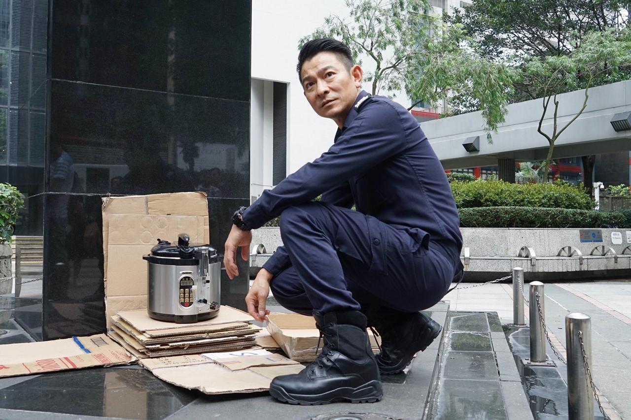 《拆彈專家》劉德華戲裡英勇,戲外幾十年來都是自律甚嚴的最佳偶像。