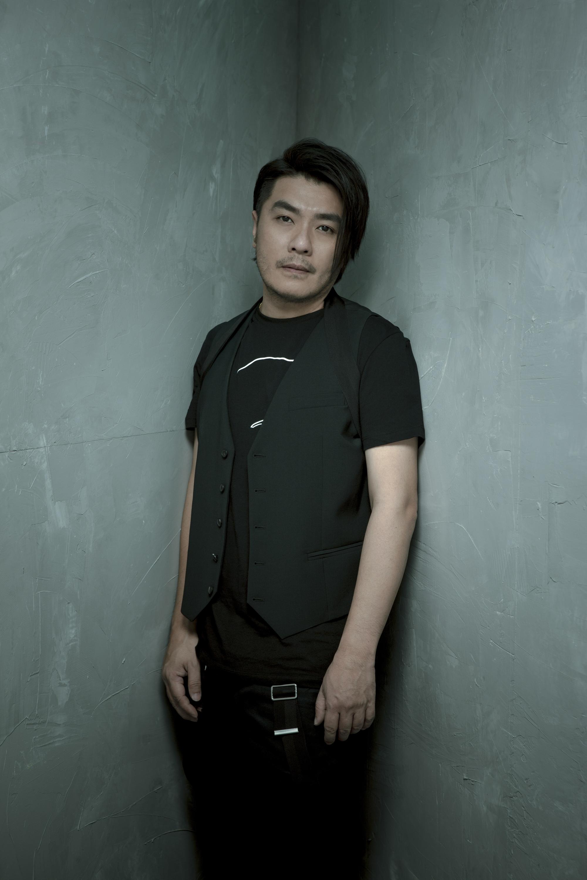 阿杜加盟種子音樂，成了品冠、林明禎師弟。（種子音樂提供）