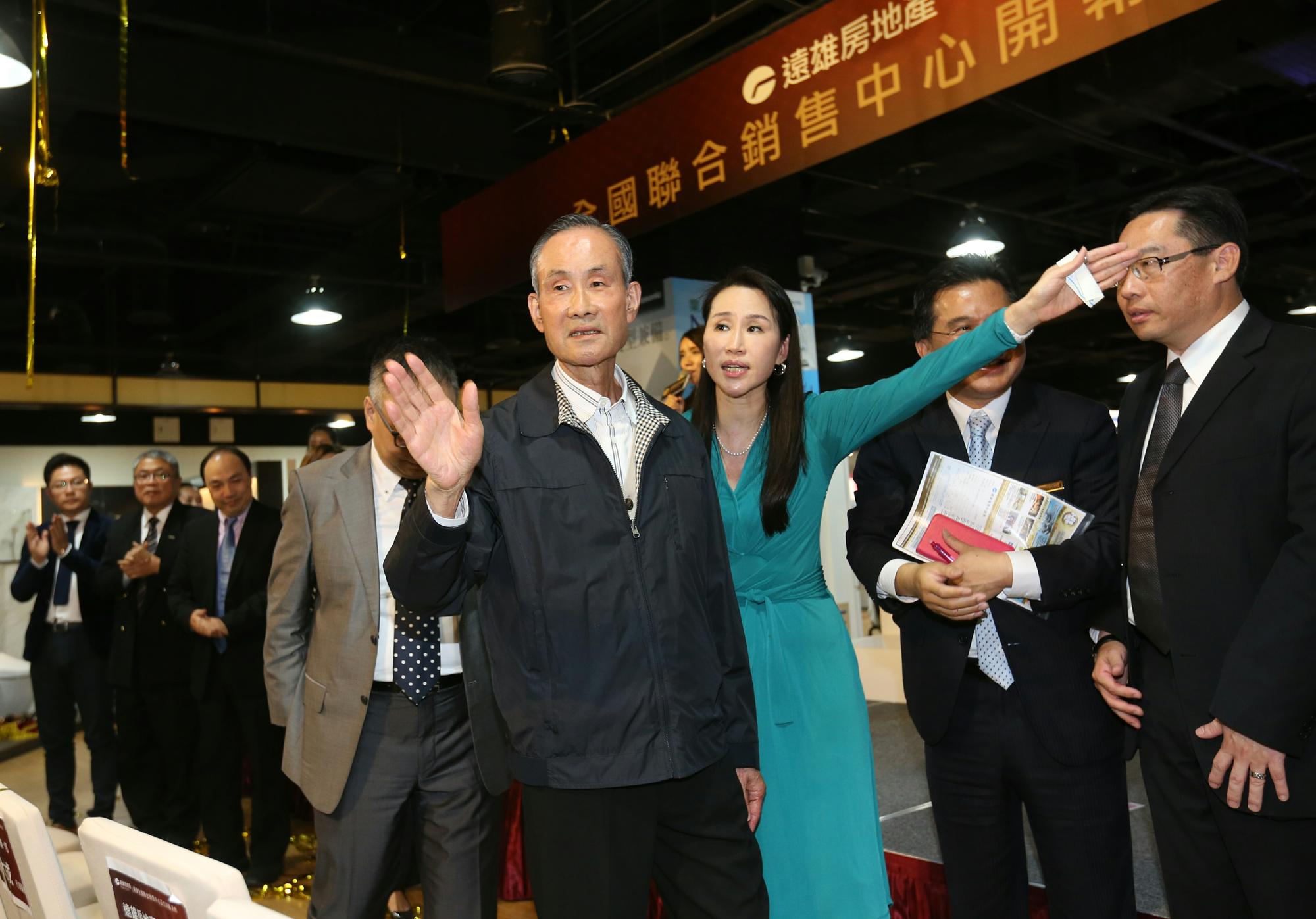 遠雄集團在iFG遠雄廣場3F打造「遠雄全國聯合銷售中心」，讓消費者在此可以一次瞭解遠雄全國所有建案。