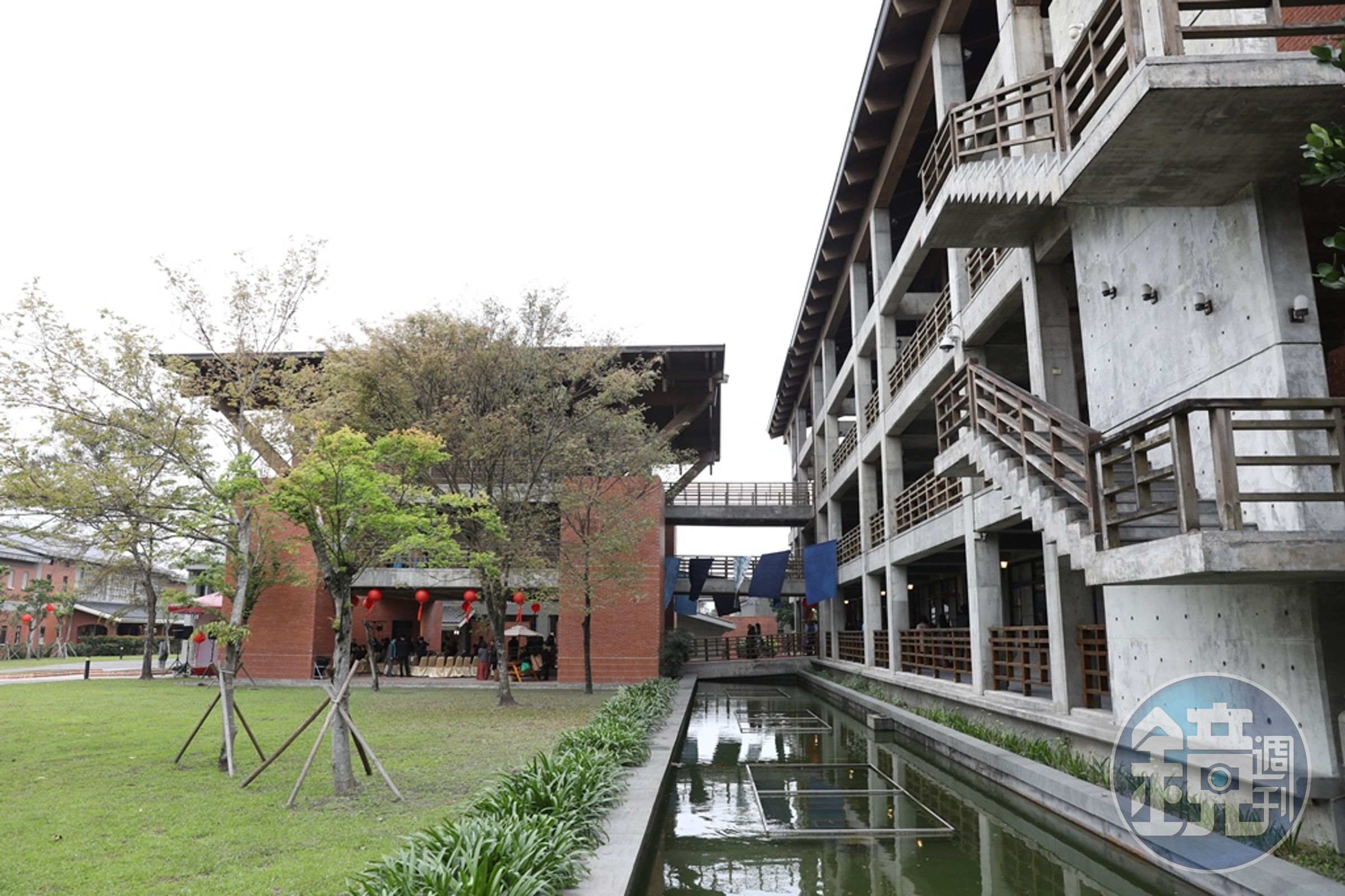 今年4月新開在宜蘭傳藝中心的「The Place老爺行旅」，雖是舊瓶裝新酒，諸多細節卻頗有誠意，值得一住。