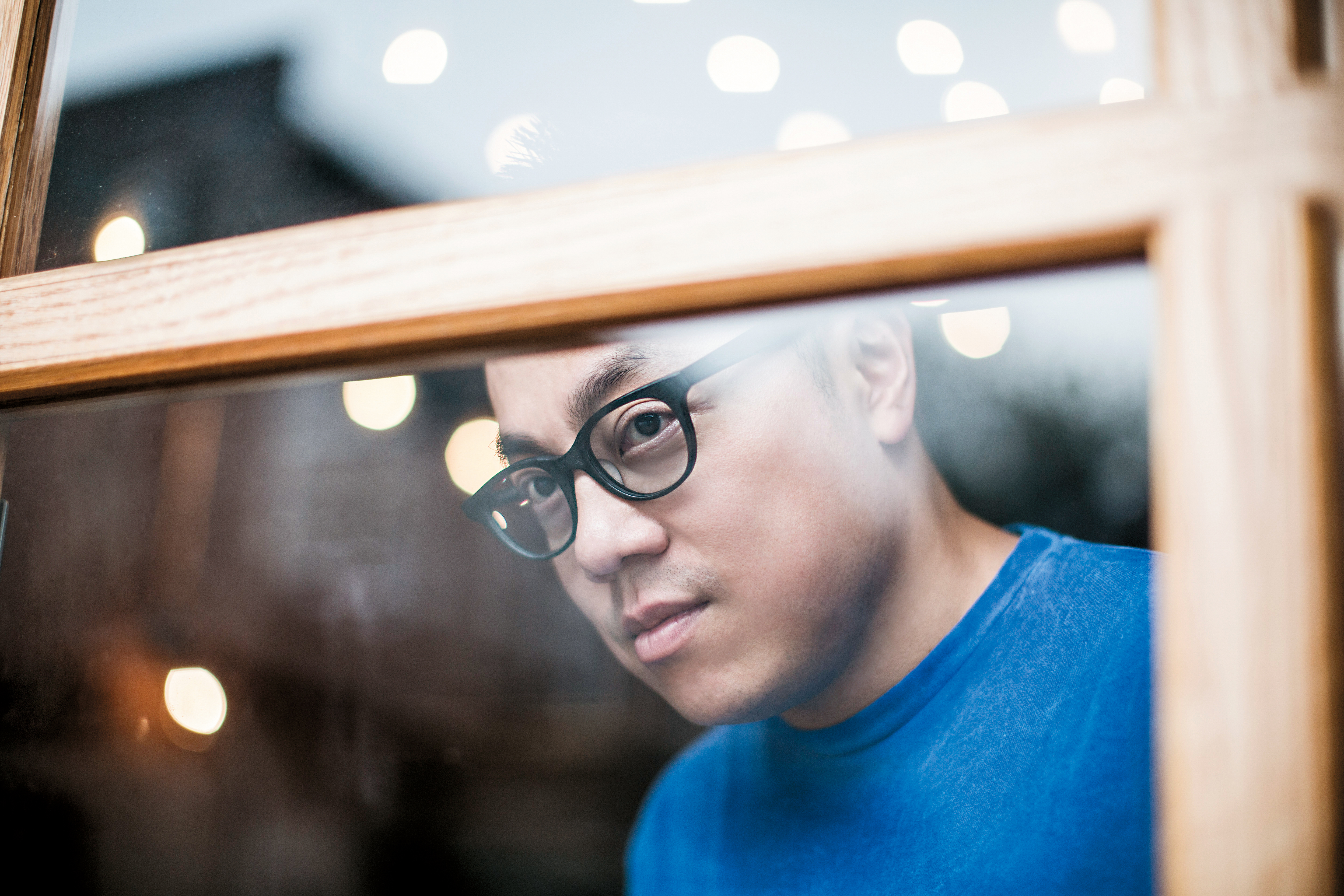 「愛情的最大的問題，就是想改變你的伴侶，因為你不該改變別人，要完全接受對方。」 