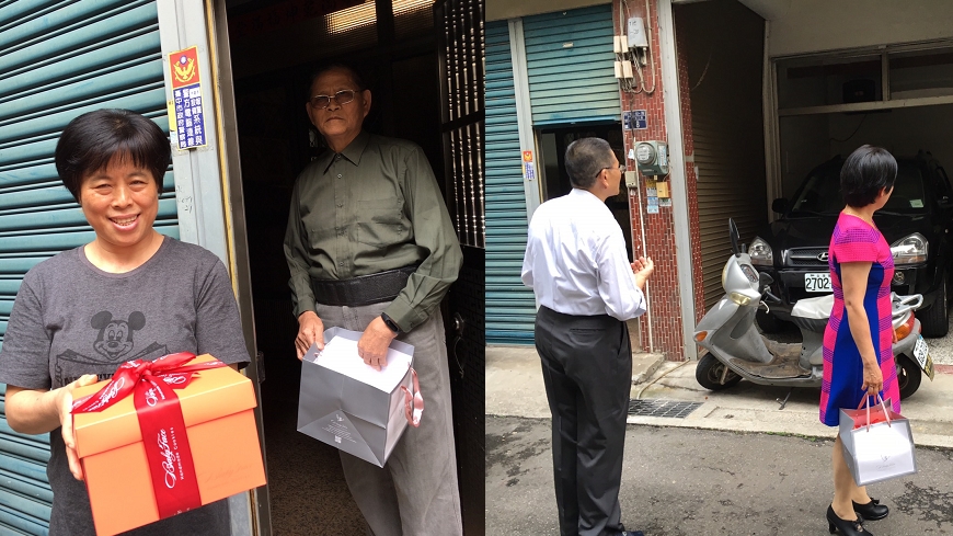 立委洪慈庸今（24日）日下午與新郎、台中市新聞局長卓冠廷赴戶政事務所登記結婚，鄰居透露，去年底曾看到卓冠廷父母有到洪家拜訪，就知道好事近了。右1、2為洪慈庸的父母。（讀者提供）