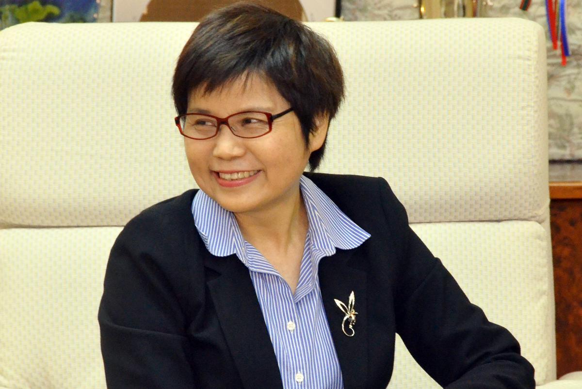 台北市國稅局長許慈美表示，房地合一稅是去年1月1日施行的新稅制。
