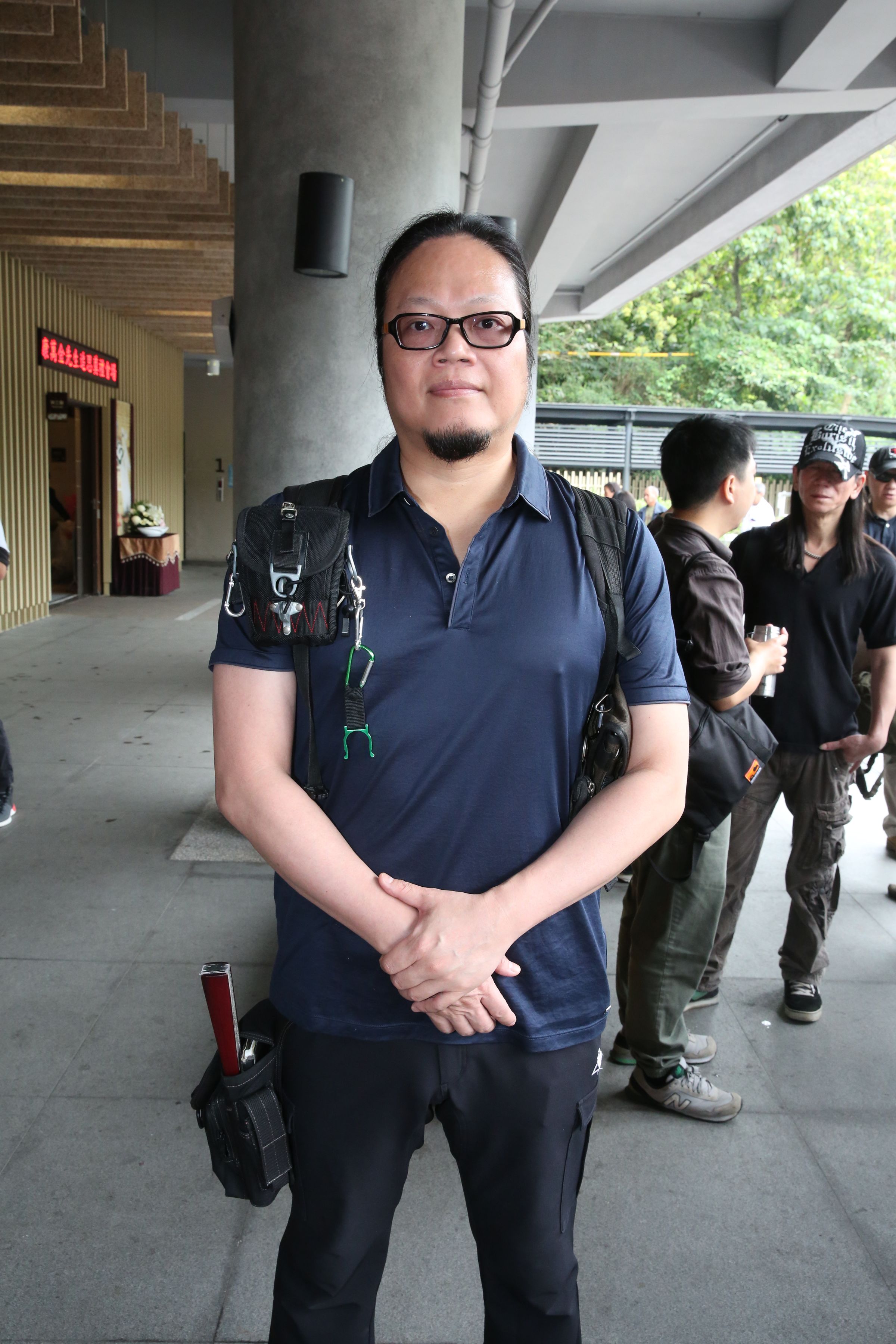 鄭問弟子蕭言中形容鄭問是「最有毅力的漫畫家」。